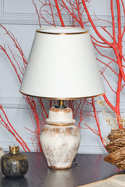 Candeeiro de Mesa – 43 cm – Creme e Dourado – Metal