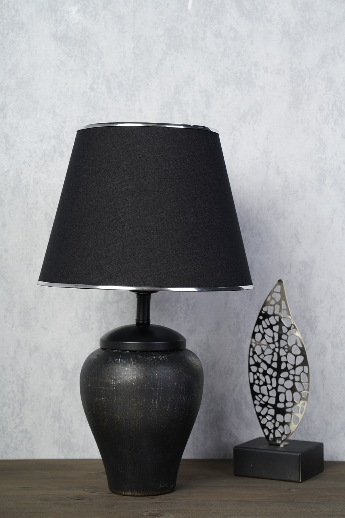 Candeeiro de mesa-YL216-Preto