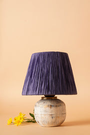 Candeeiro de Mesa de Cerâmica – 20 cm x 27 cm – Branco e Azul