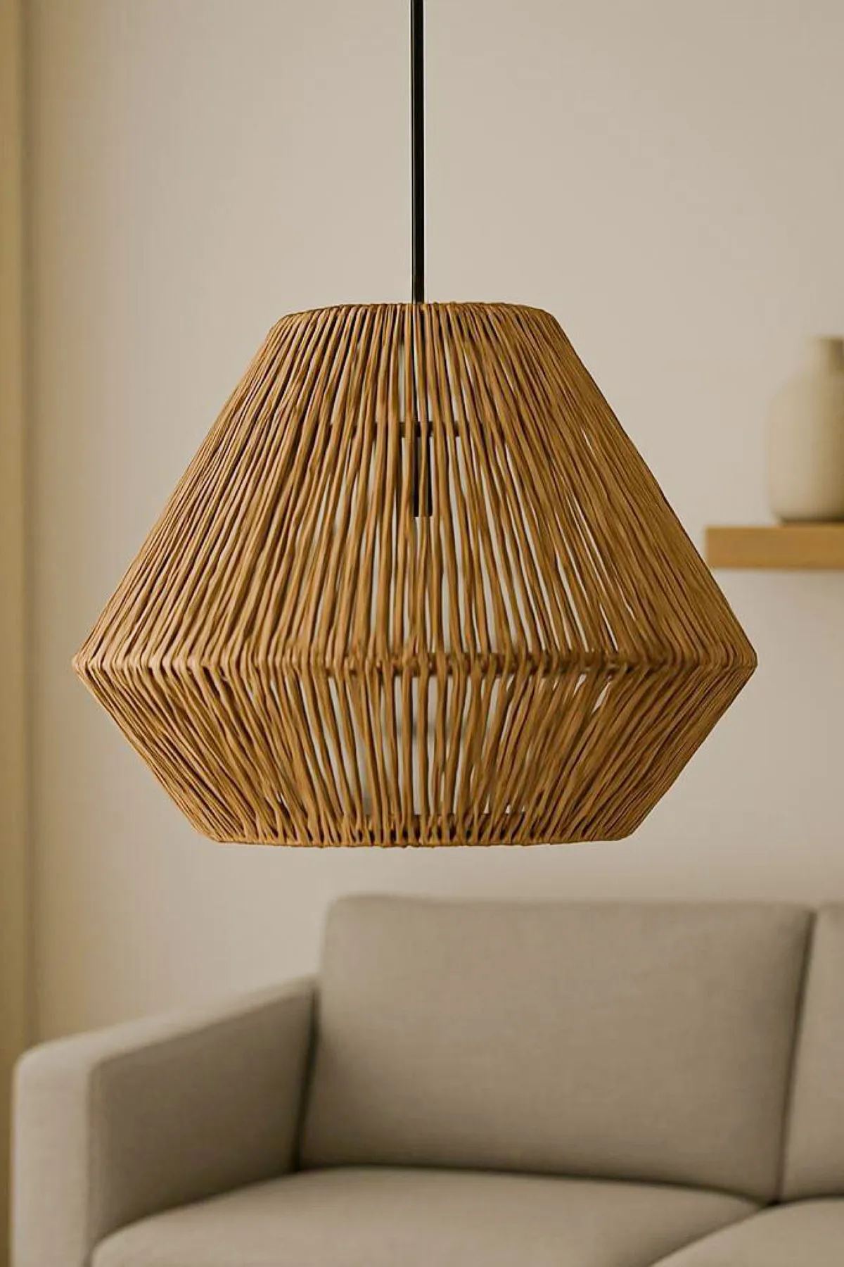 Candeeiro de Teto – Ø33 h:27 cm – Ecru – Corpo metálico com cúpula de Rafia