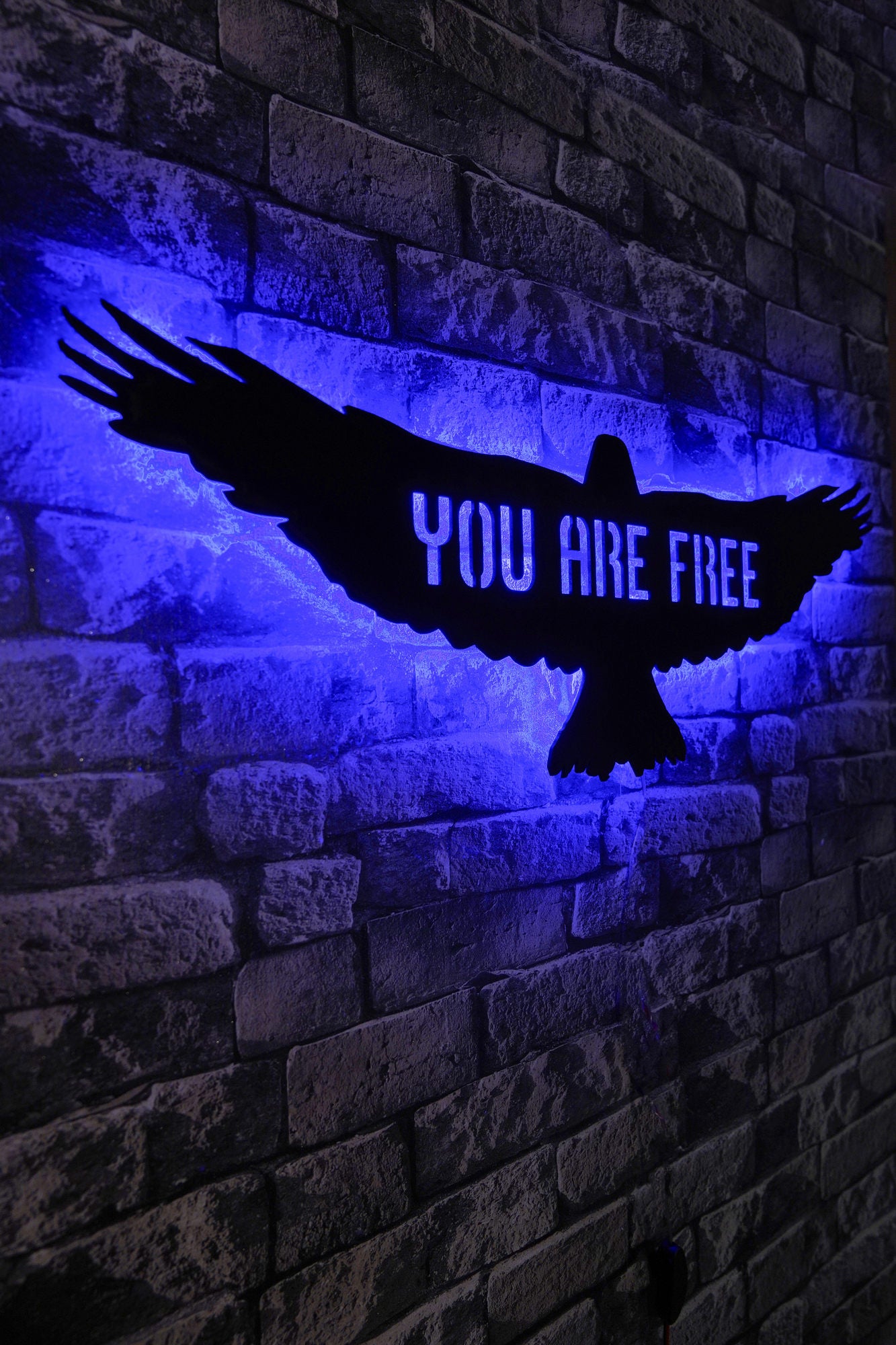 Iluminação LED Decorativa Azul com Base MDF - 60 LEDs/m e Adaptador 12V Incluído