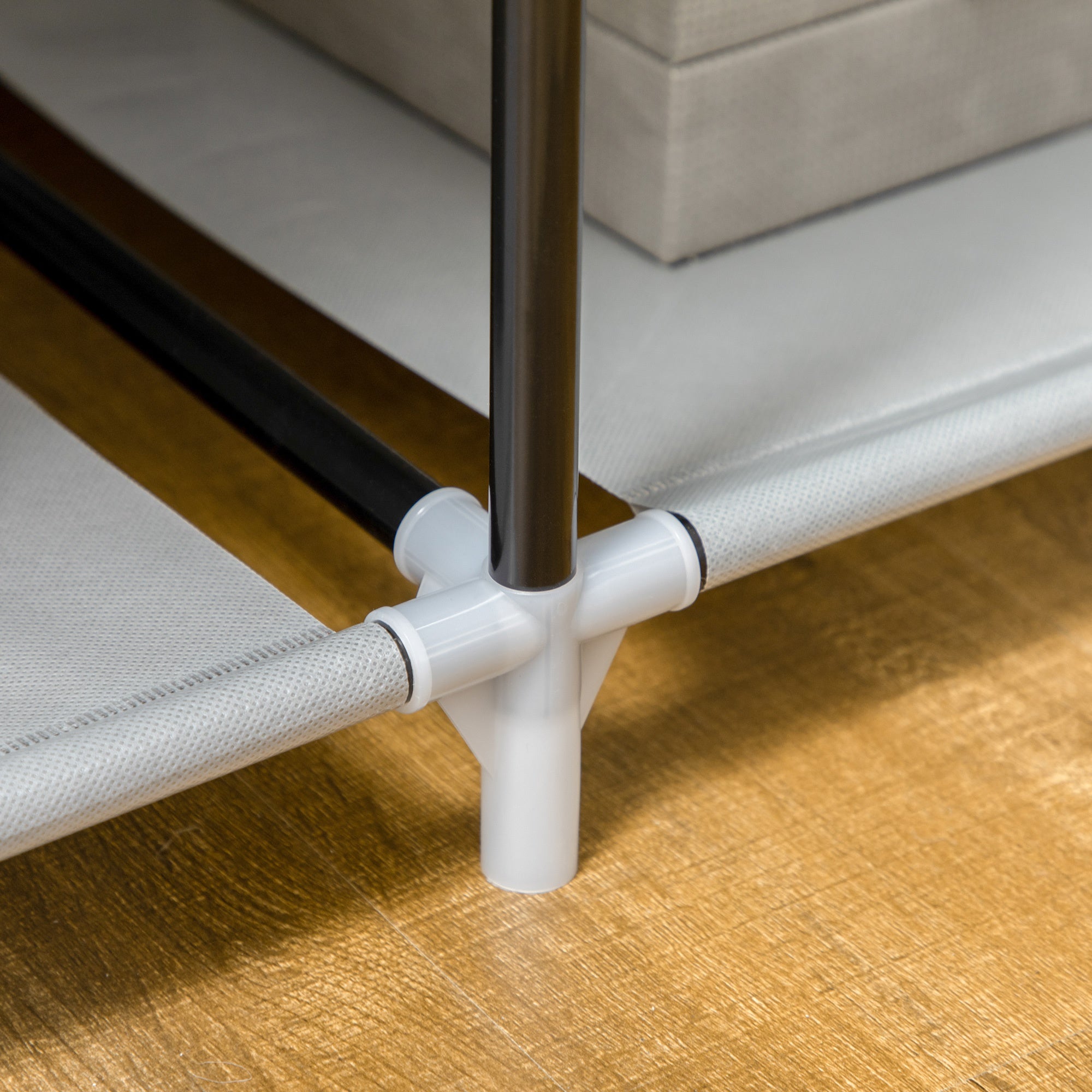 Roupeiro de Tecido Dobrável com 6 Prateleiras e 1 Barra de Pendurar - 103x43x162,5cm - Cinza Claro