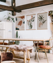 Conjunto de 3 Quadros Decorativos Multicolor com Moldura de Madeira - 40x60cm - Tela Mista Poliéster/Algodão