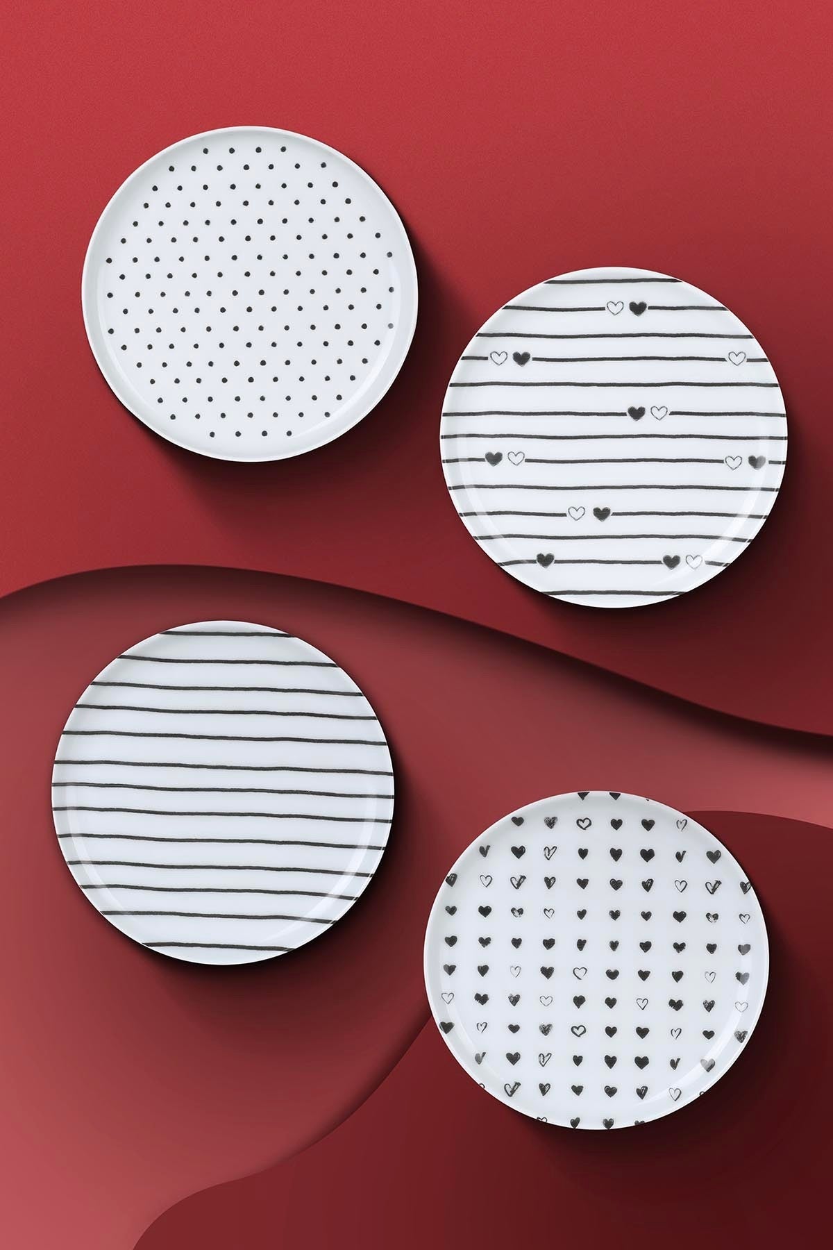 Conjunto para servir bolo – 15 x 15 x 2 cm – Branco e preto – Porcelana