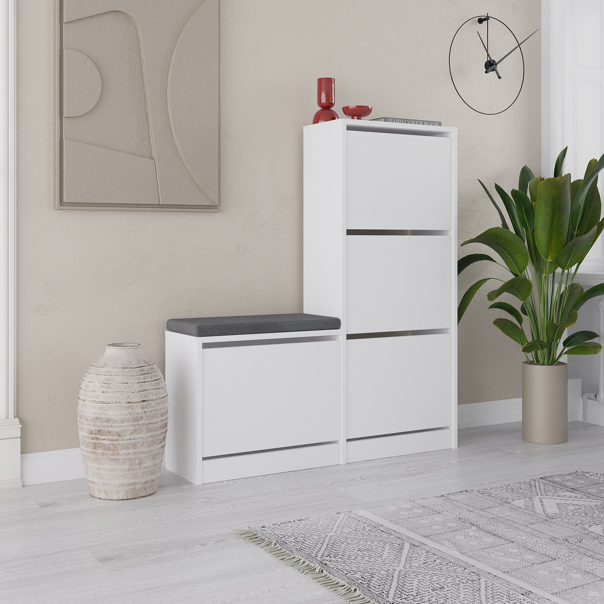 Elegante sapateira branca, 105 cm x 118,5 cm x 26 cm | Painel de partículas 100% revestido de melamina, 18 mm de espessura | Perfeito para entradas modernas e soluções de armazenamento