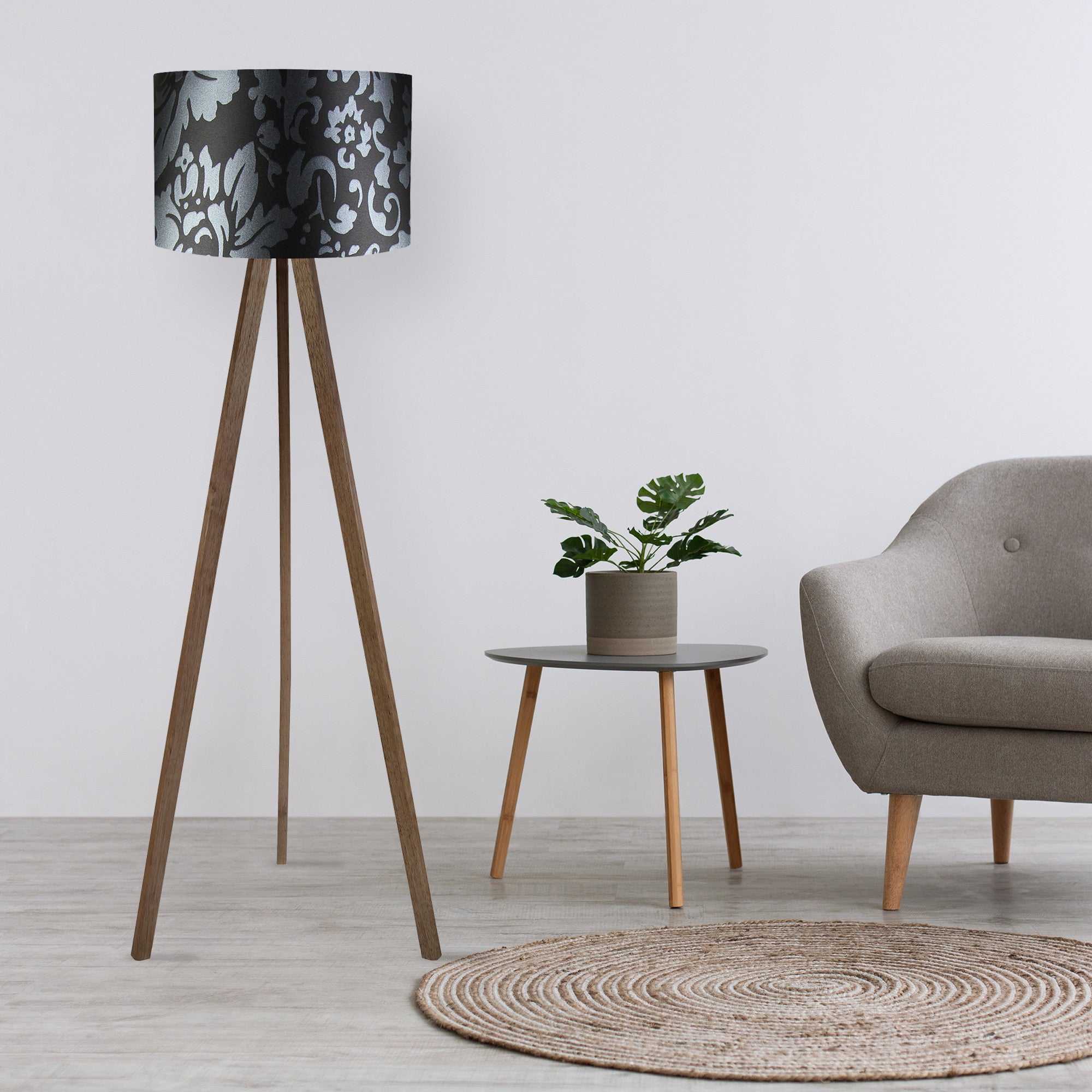 Candeeiro de Pé – 38 x 140 cm – Preto, Marrom, Cinza – MDF e Tecido PVC