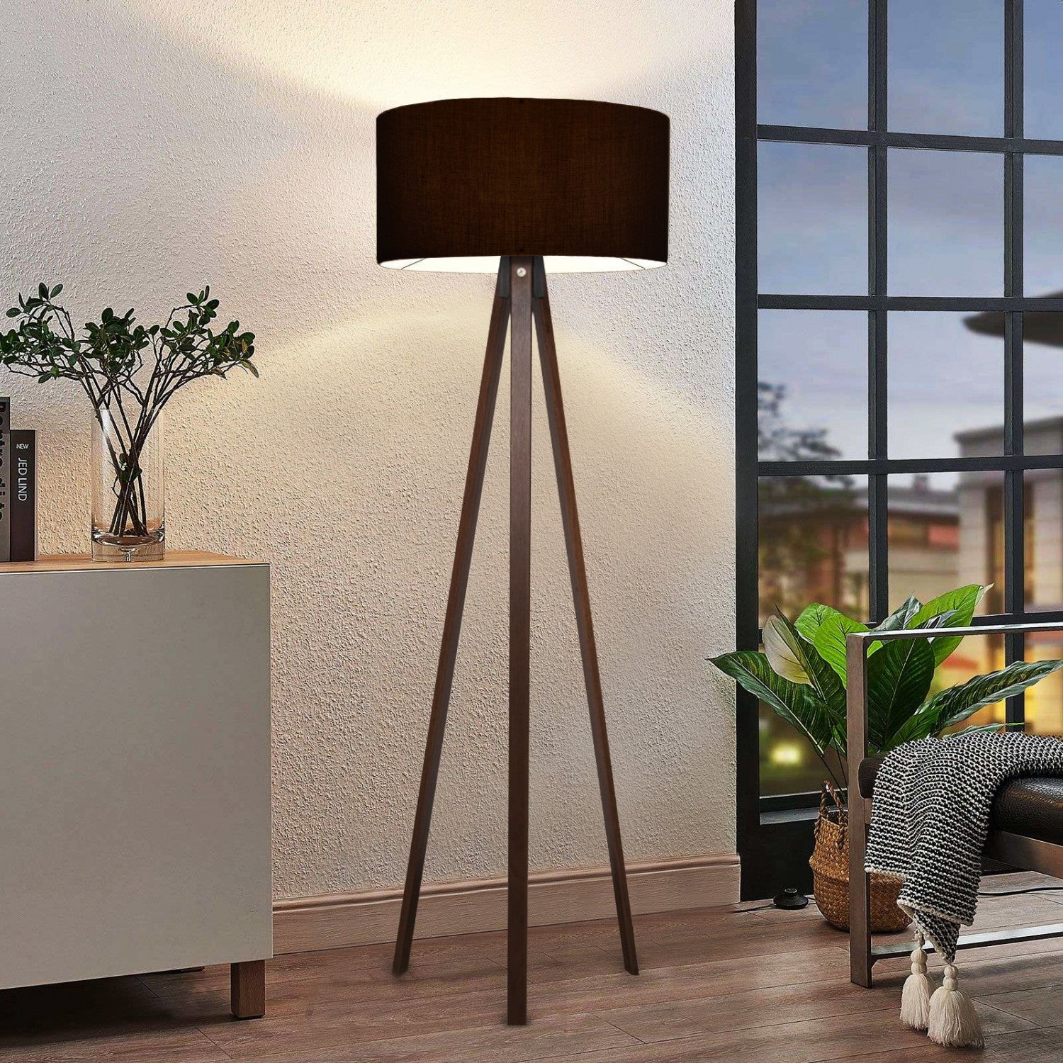 Candeeiro de Pé – 140 cm – Marrom – 100% Madeira