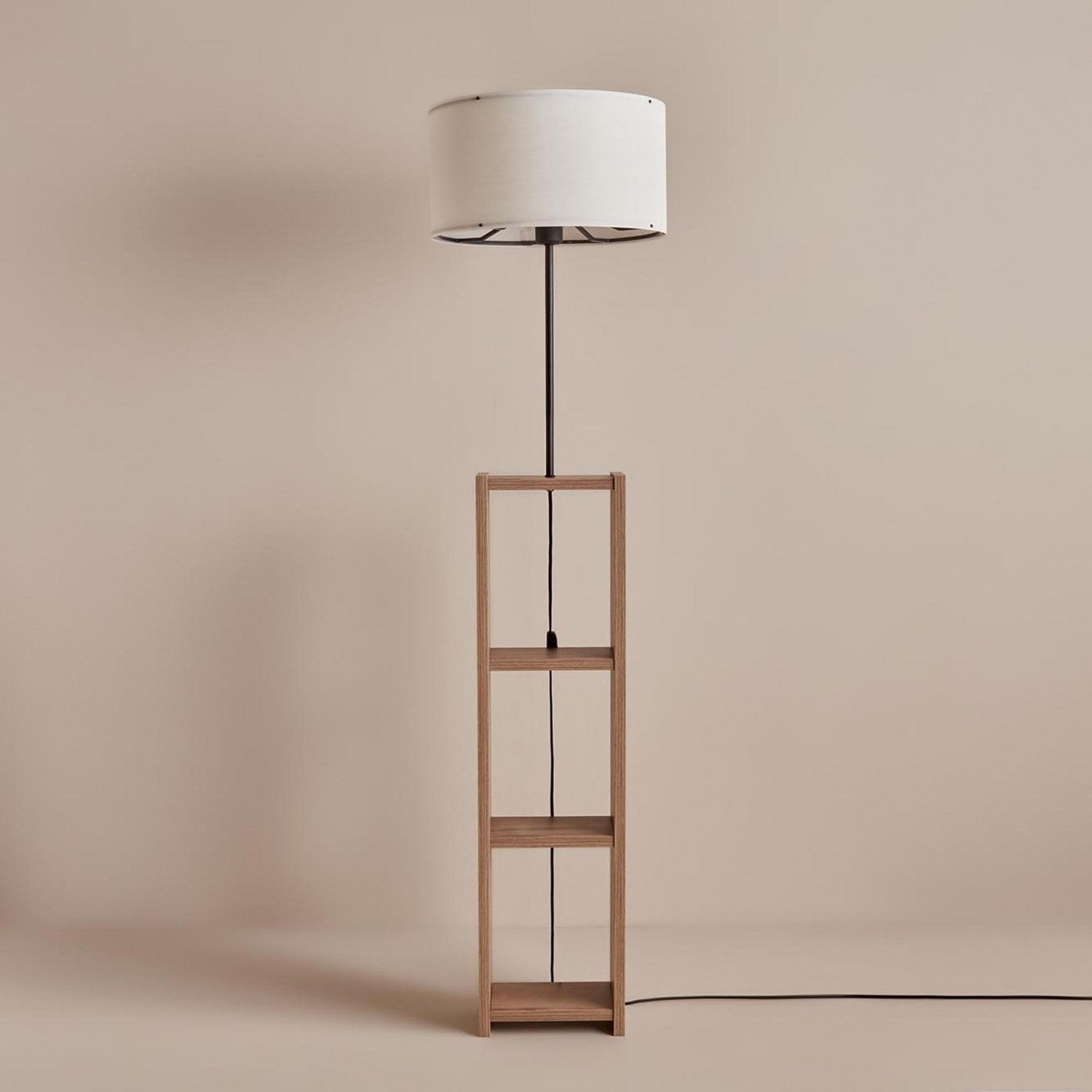 Candeeiro de Pé de madeira – 21 cm diâmetro – branco