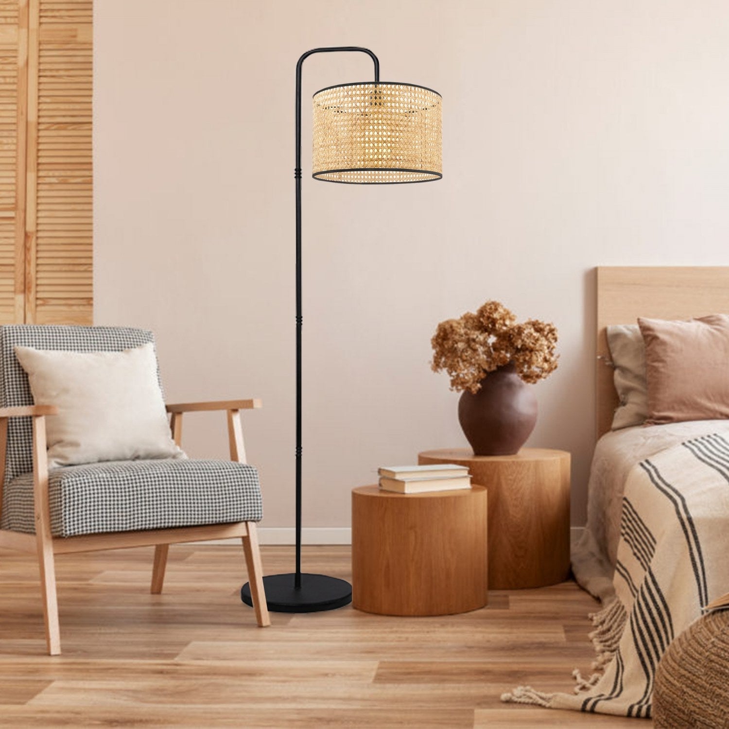 Candeeiro de Pé – 150 cm – Creme e Preto – Rattan e Metal