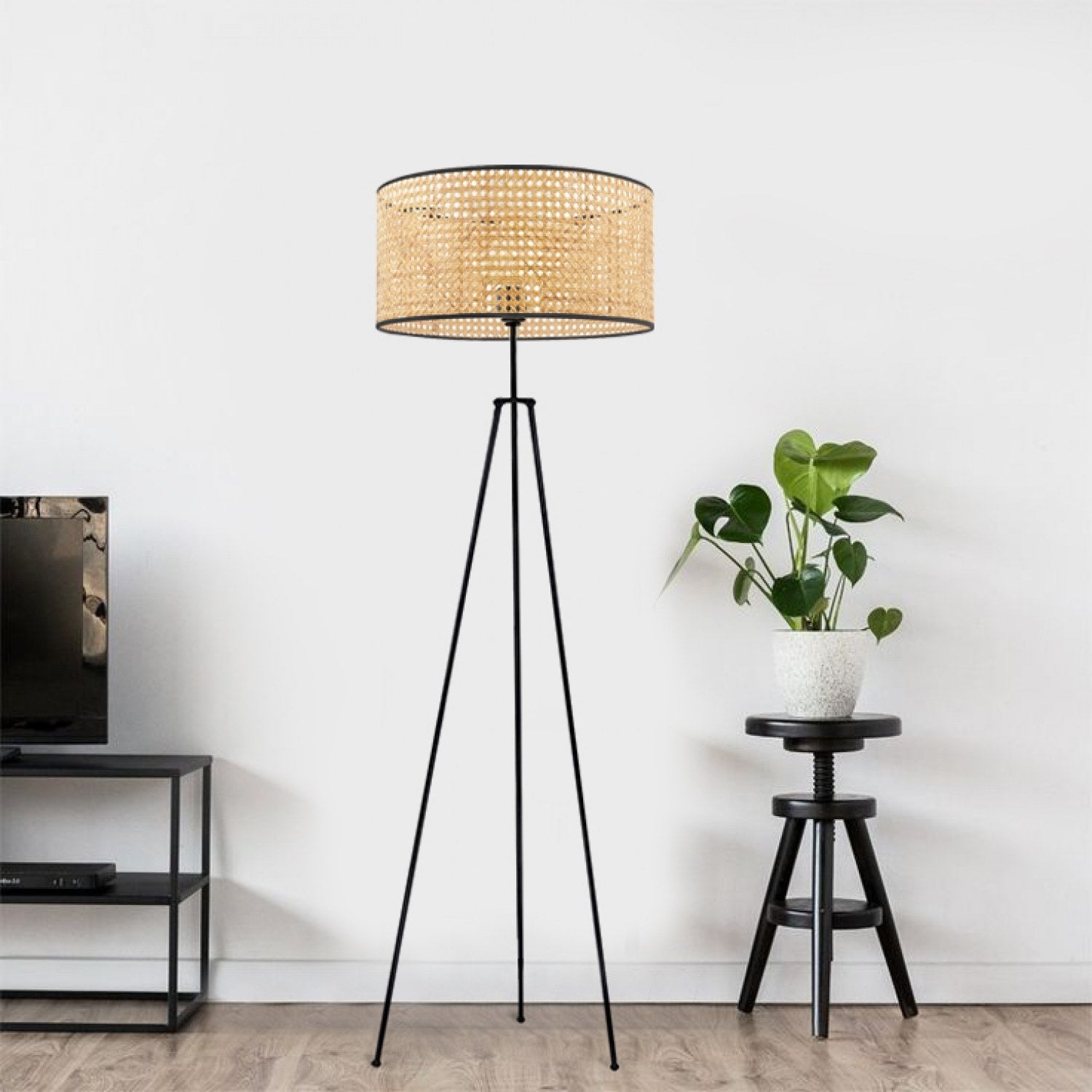 Candeeiro de Pé – 150 cm – Creme e Preto – Rattan e Metal