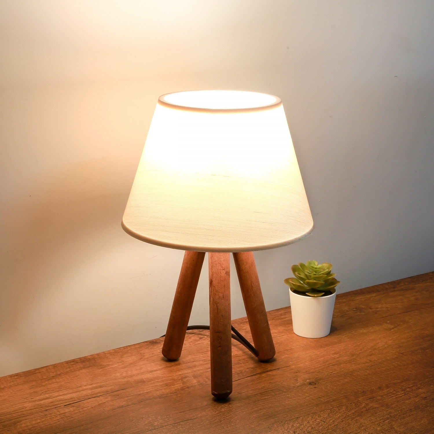 Candeeiro de mesa-AYD-2844-Creme