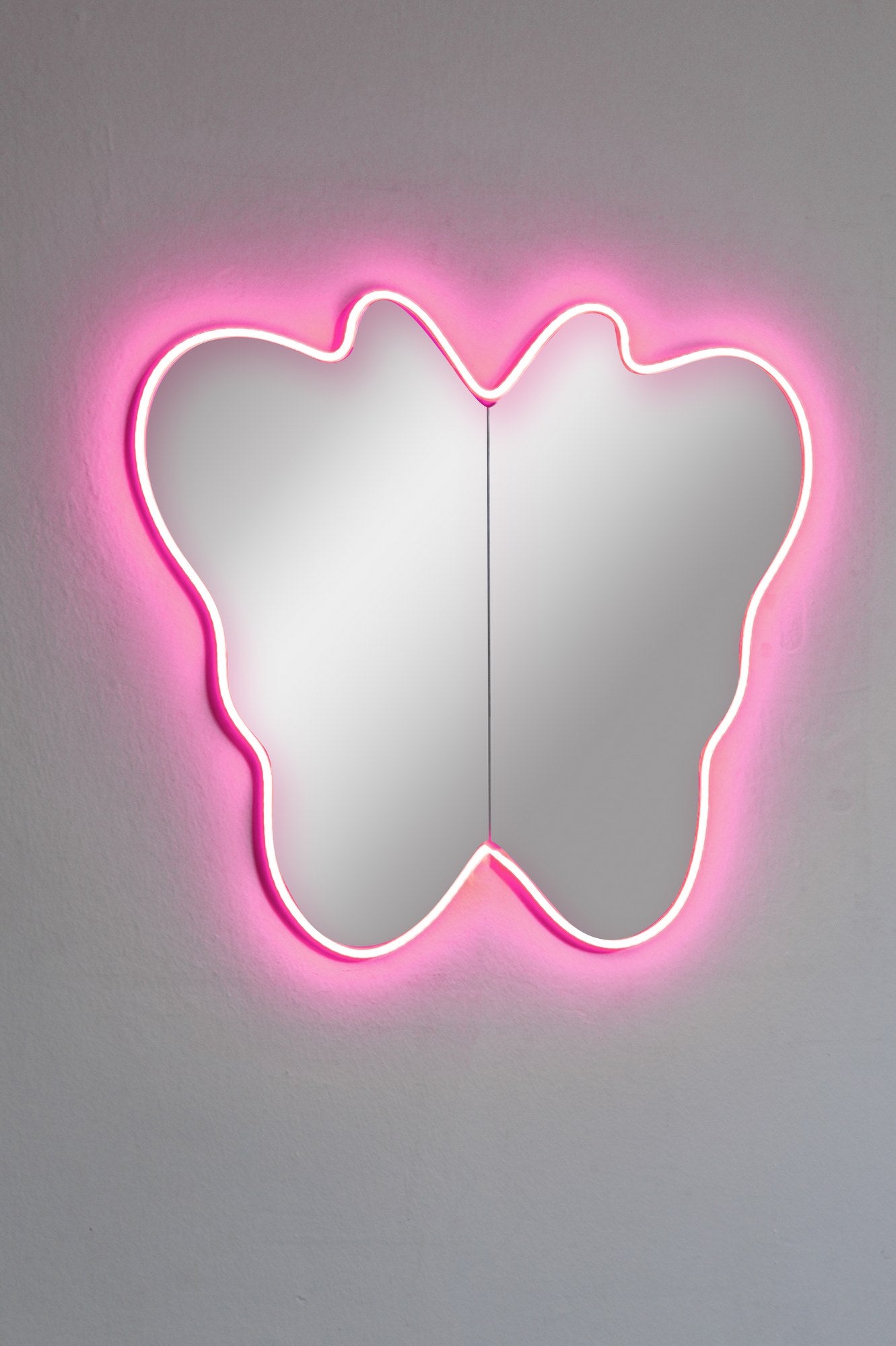 Espelho com Iluminação Led-Butterfly Silver-Rosa