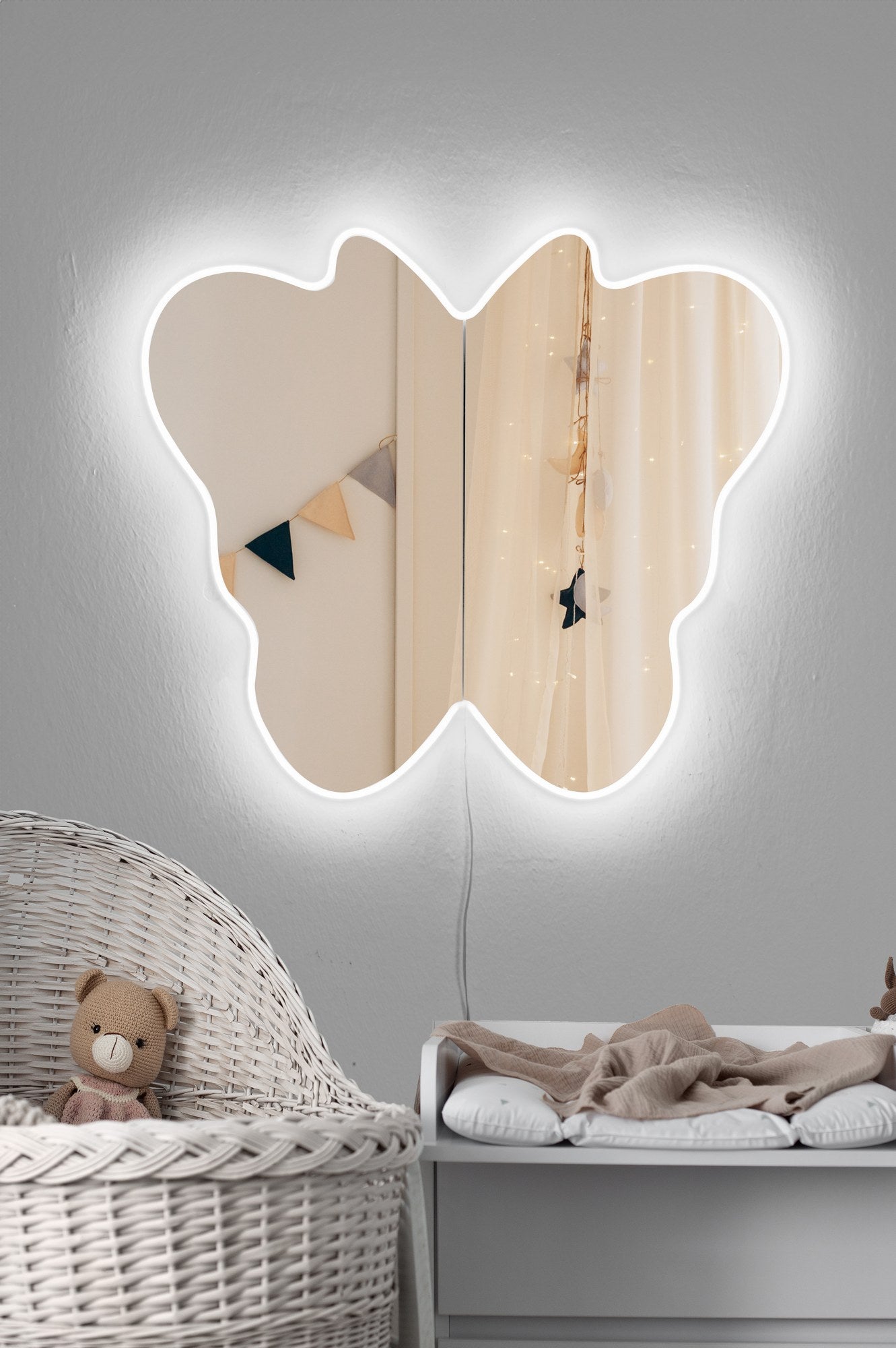 Espelho com Iluminação Led-Butterfly Silver-Branco