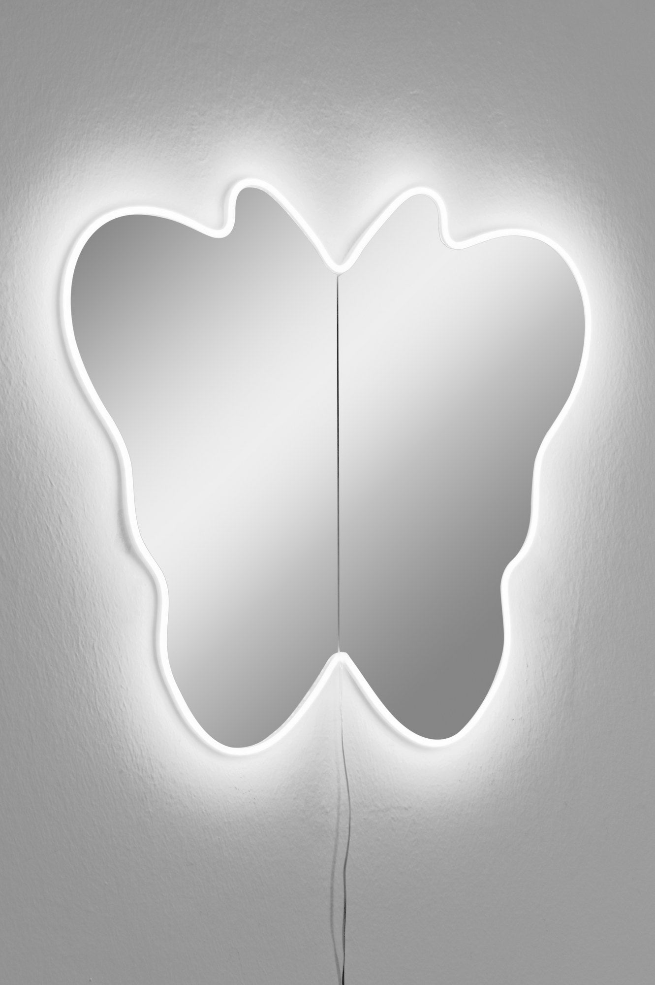 Espelho com Iluminação Led-Butterfly Silver-Branco