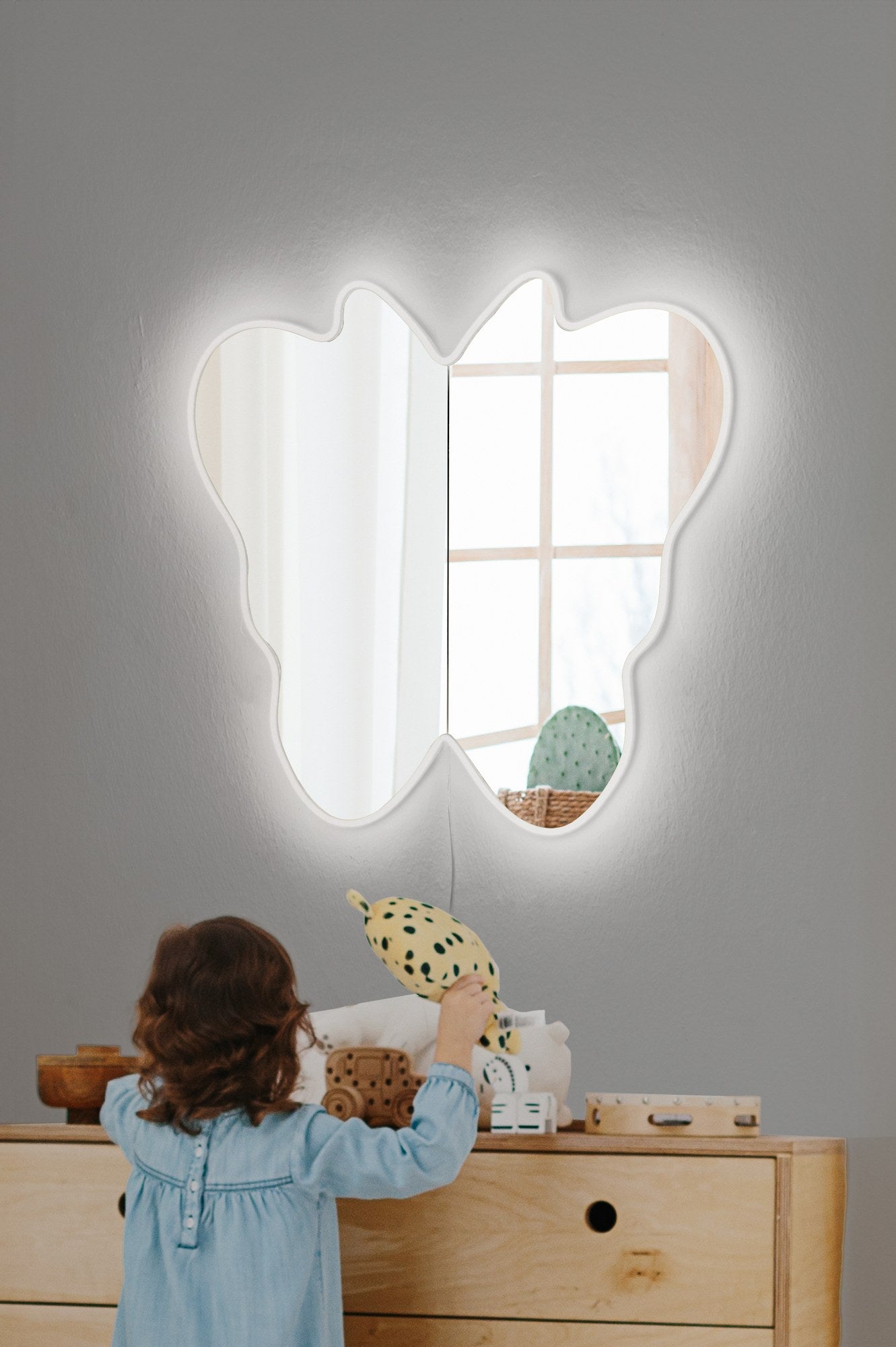 Espelho com Iluminação Led-Butterfly Silver-Branco
