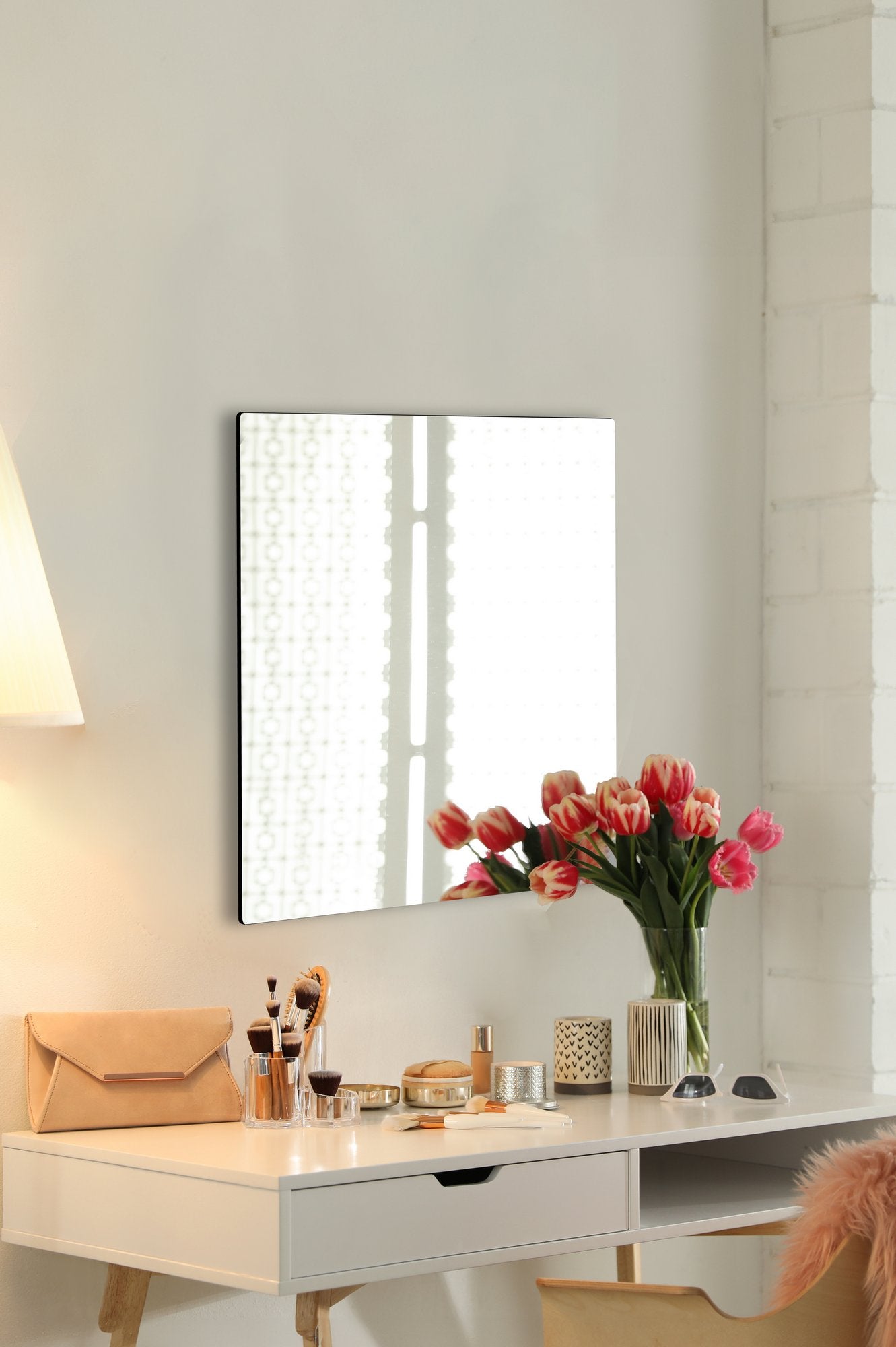 Espelho inquebrável e à prova de estilhaçamento, 30 x 30 cm, acrílico prateado com fundo de MDF | 5 mm de espessura | Inclui fita adesiva dupla face | Ideal para decoração de casa