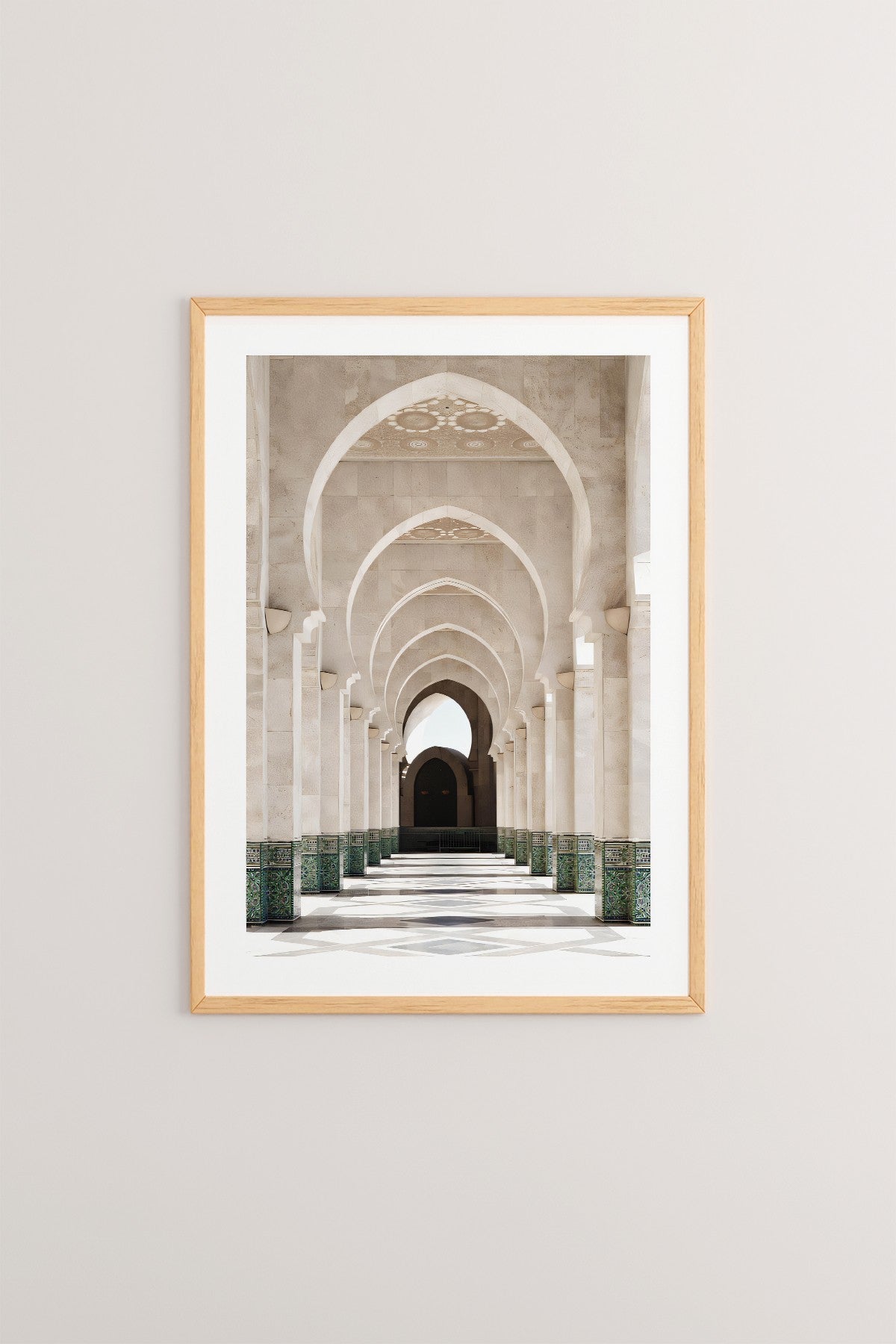 Quadro Decorativo com Moldura de Madeira Maciça (2 cm), Impressão Digital, 33 x 48 cm – Multicolor | Ref. 786DKT1106