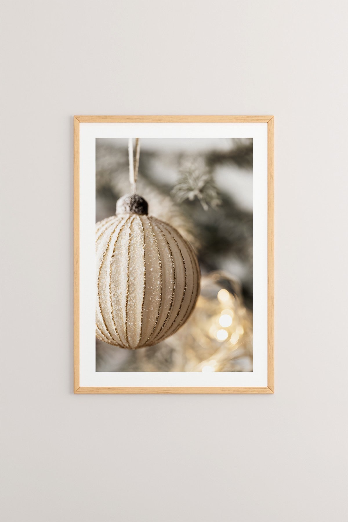 Quadro Decorativo Multicolor em Madeira Maciça - Impressão Digital 33x48cm com Moldura de 2cm