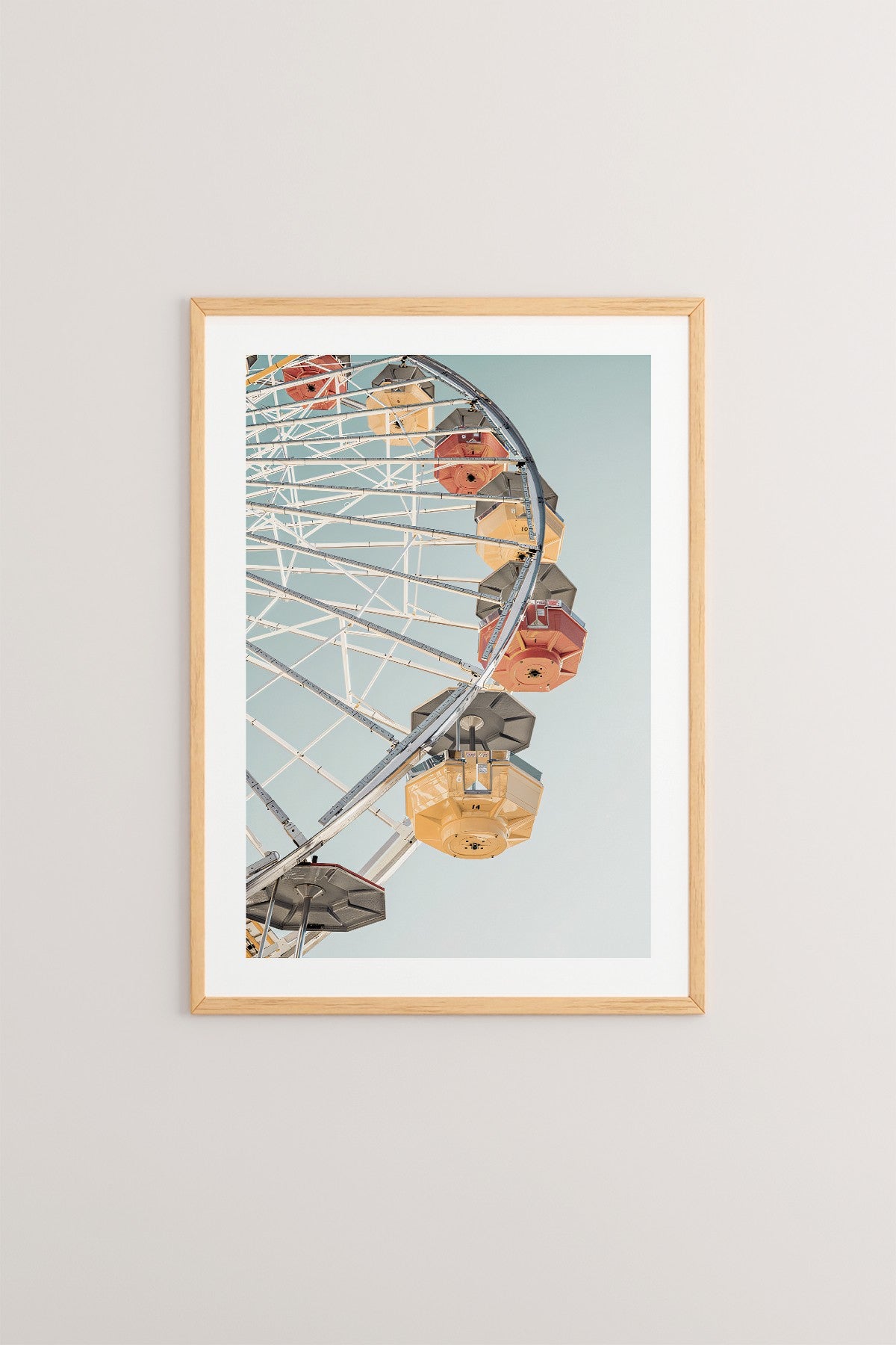 Quadro Decorativo Multicolor em Madeira Maciça - Arte Digital Emoldurada 33x48cm