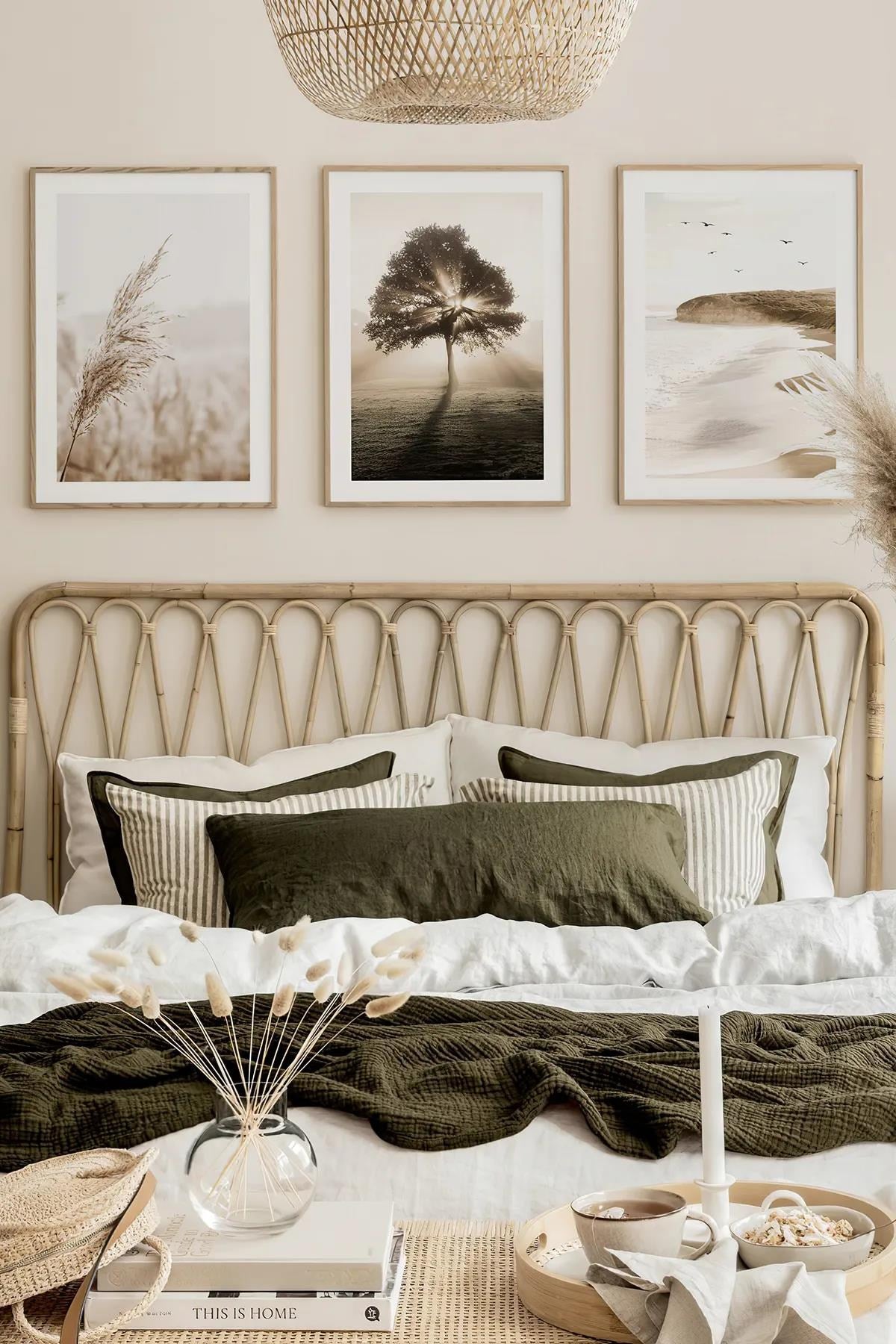 **Conjunto de 3 Quadros Decorativos Multicolor em Madeira Maciça - Arte Moderna para Transformar a Sua Casa**