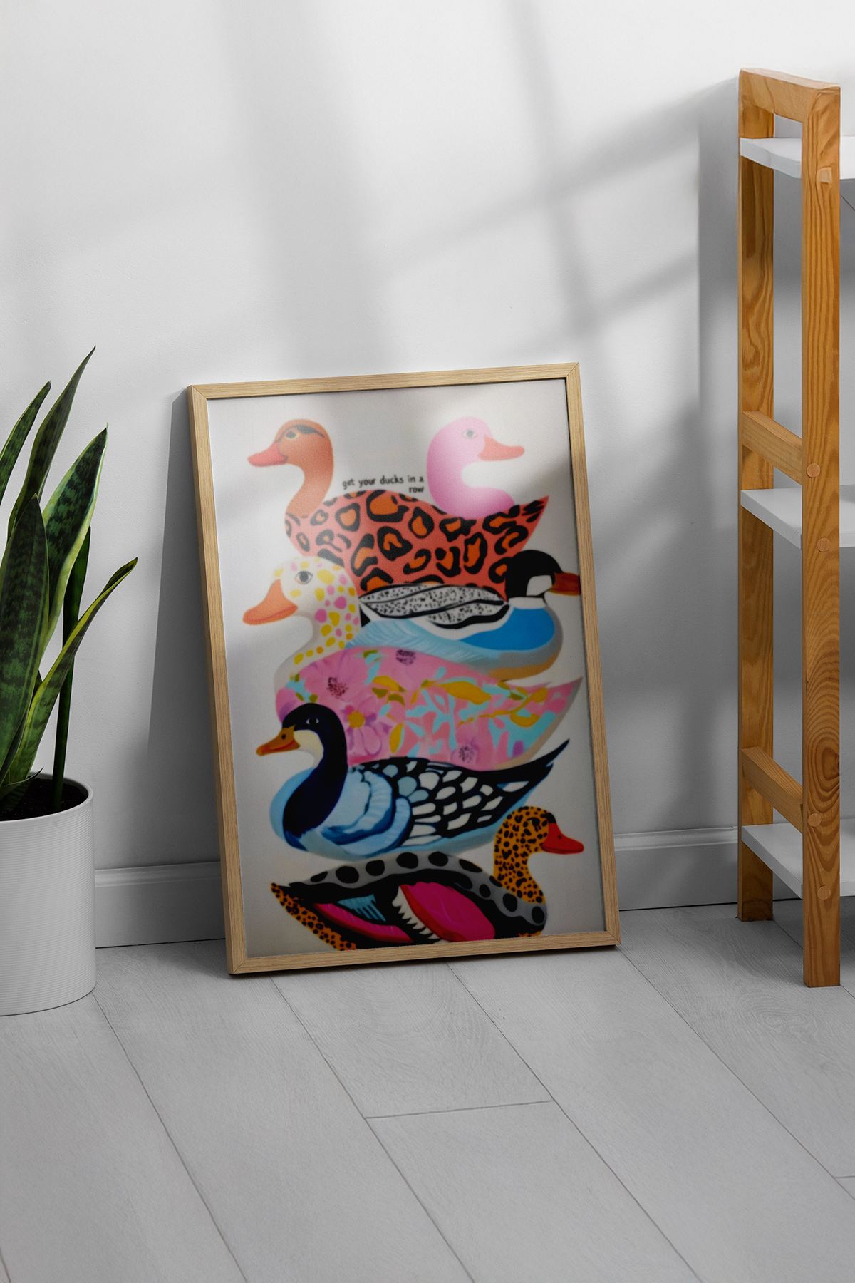 Arte Decorativa Emoldurada Multicolor - Quadro em Madeira Maciça 33x48cm com Impressão Digital de Alta Qualidade