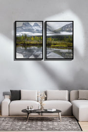 Conjunto de 2 Quadros Decorativos Emoldurados - Madeira Maciça 33x48cm - Impressão Digital Premium