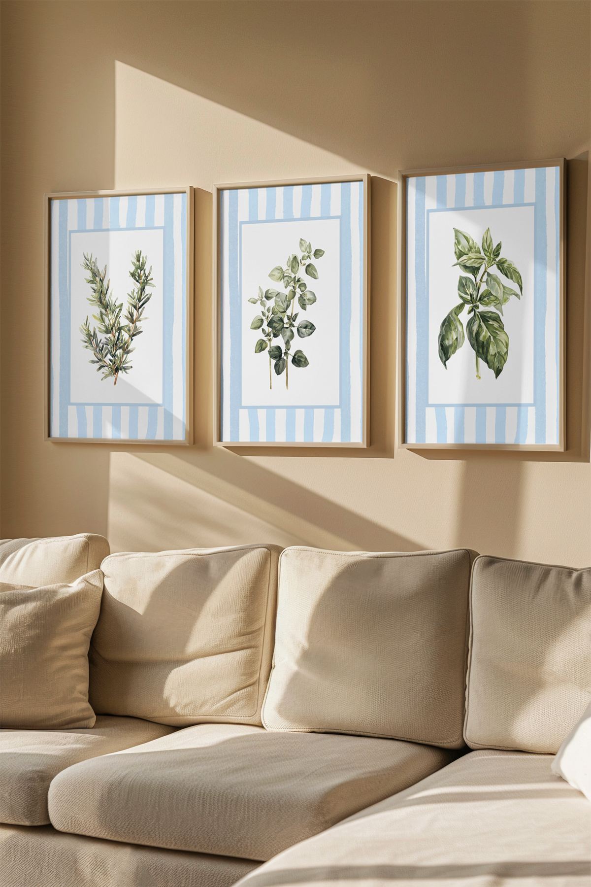 Conjunto de 3 Quadros Decorativos Multicolor com Moldura de Madeira Maciça - 33x48cm
