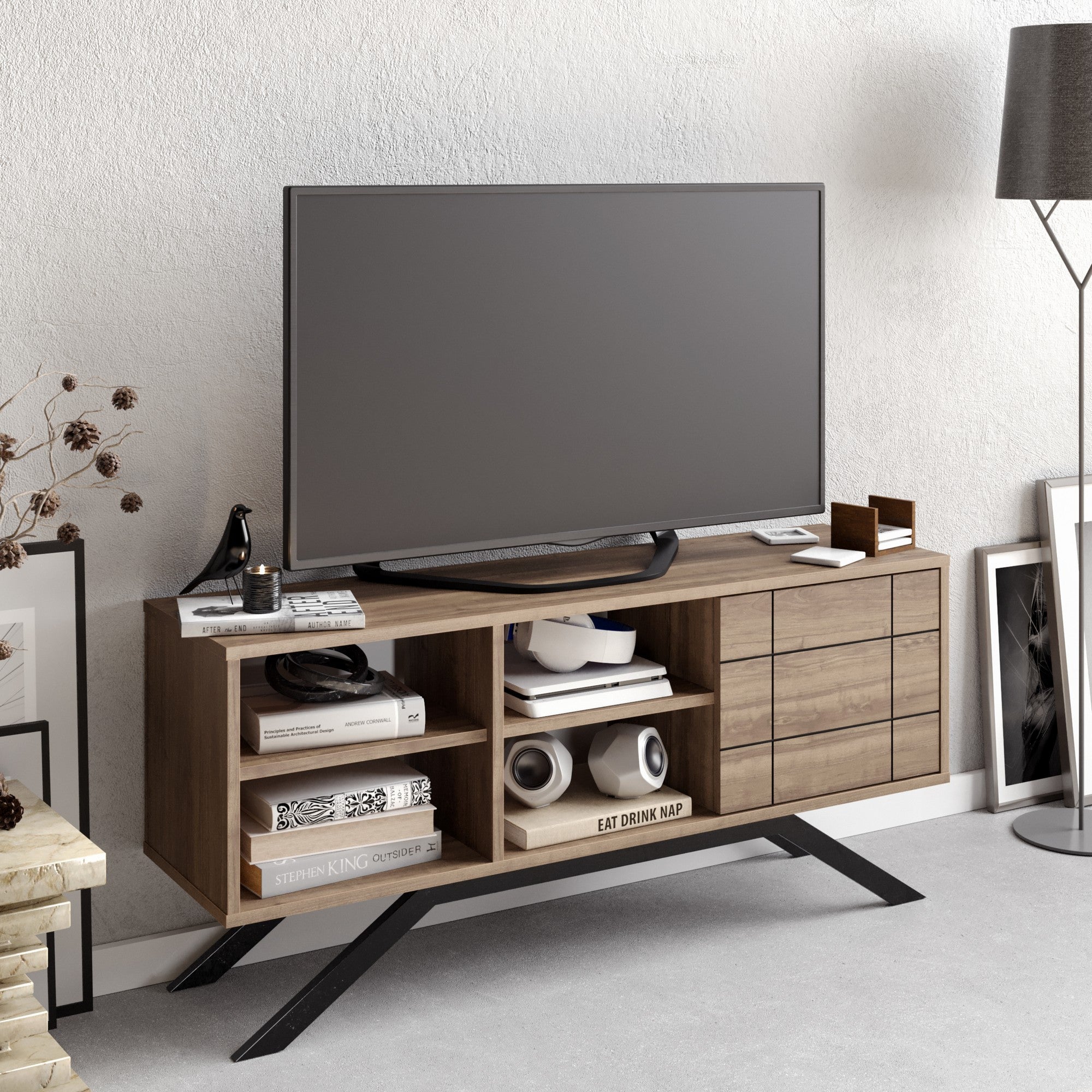 Suporte de TV moderno com pés de metal, preto e nogueira, 130 cm | Painel de partículas 100% revestido de melamina, 18 mm de espessura | Montável na parede, design elegante e funcional
