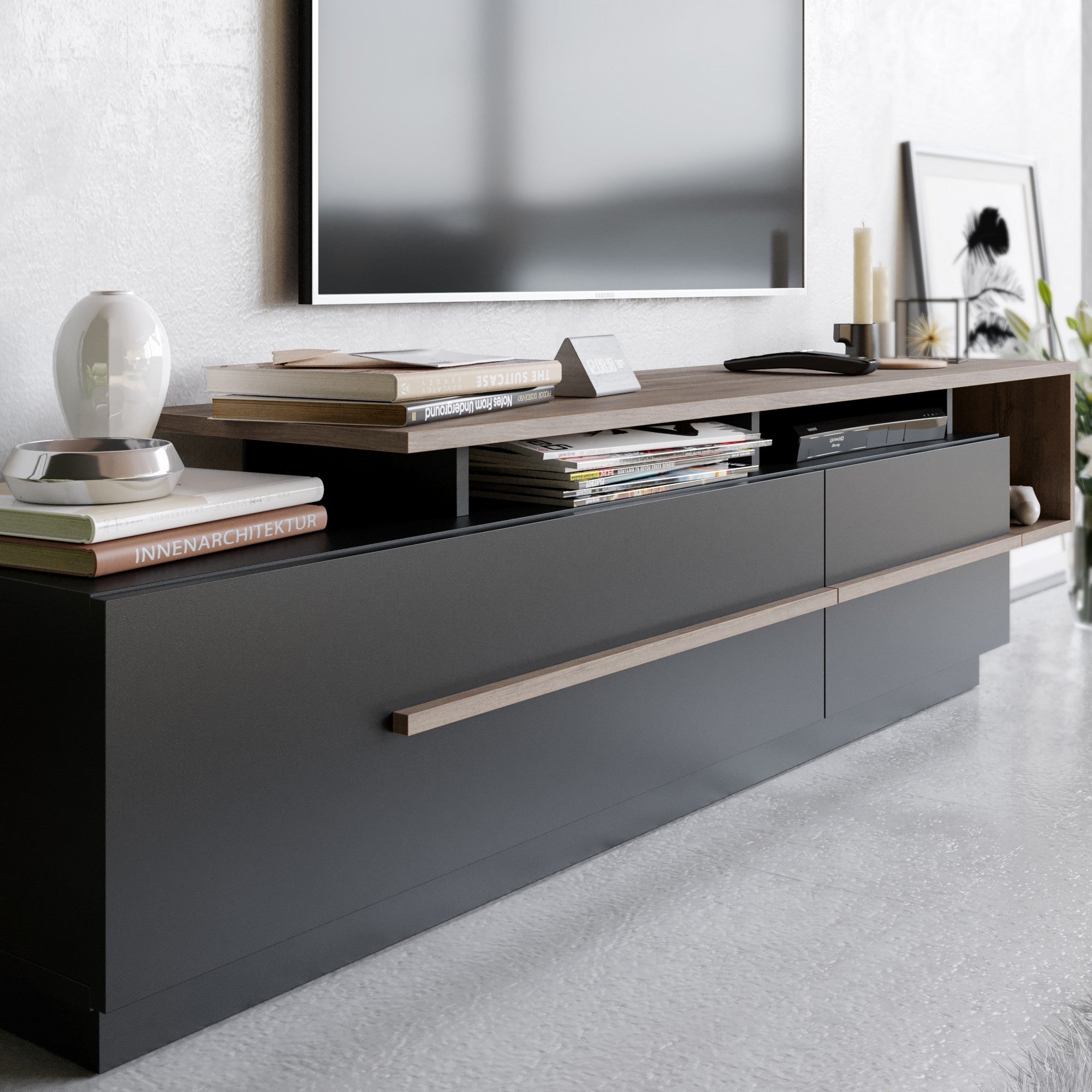 Suporte de TV moderno com opção de montagem na parede, preto e nogueira, 180 cm | Painel de partículas 100% revestido de melamina, 18 mm de espessura | Design elegante com várias prateleiras