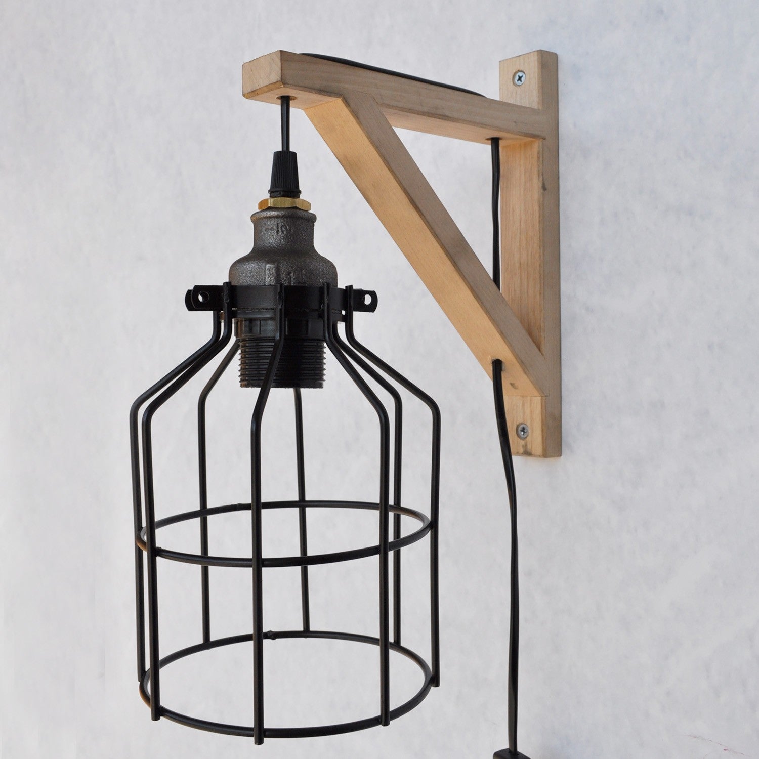 Candeeiro de Parede – 35 x 30 x 17 cm – Preto – Ferro