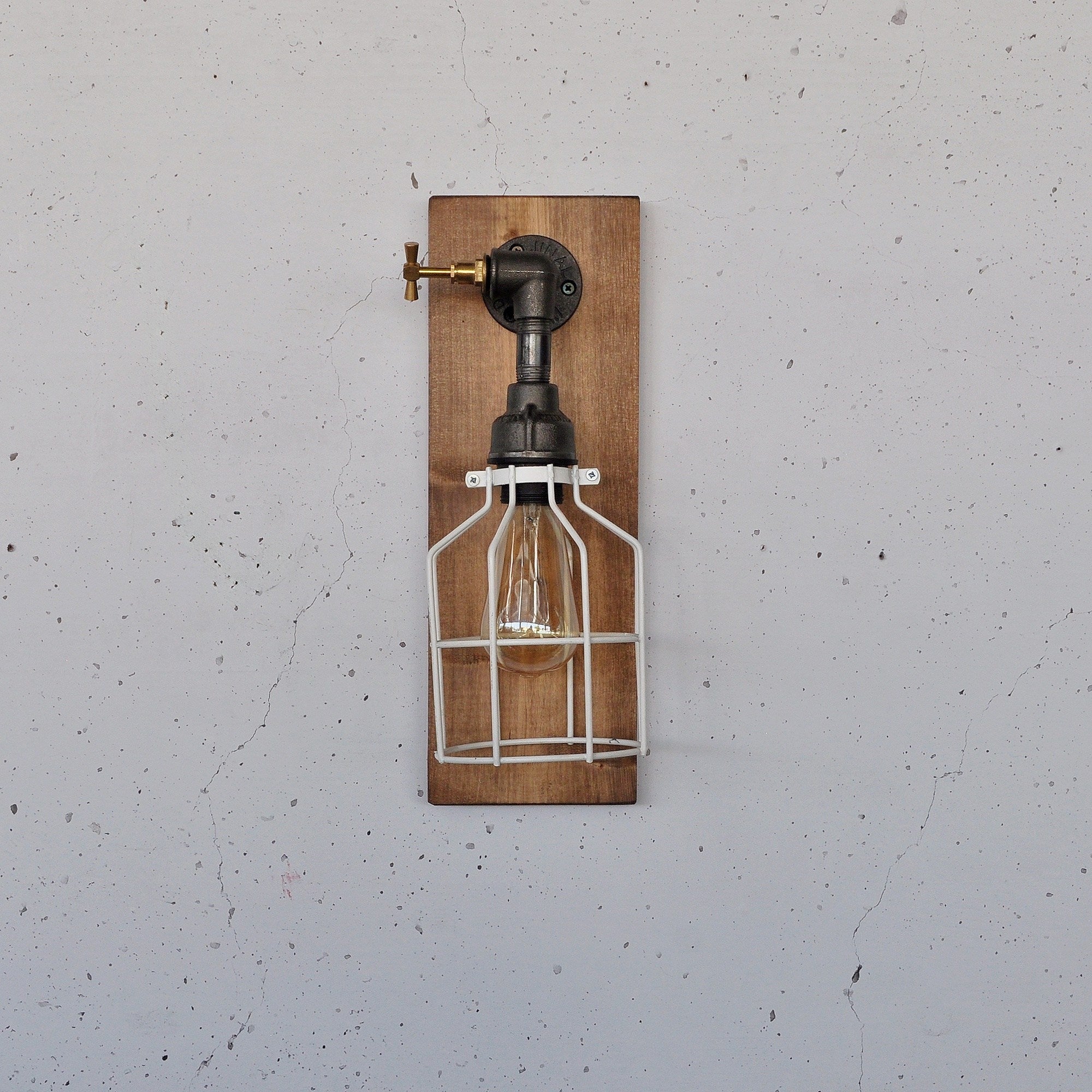 Candeeiro de Parede – 40 x 14 x 16 cm – Preto – Madeira Maciça