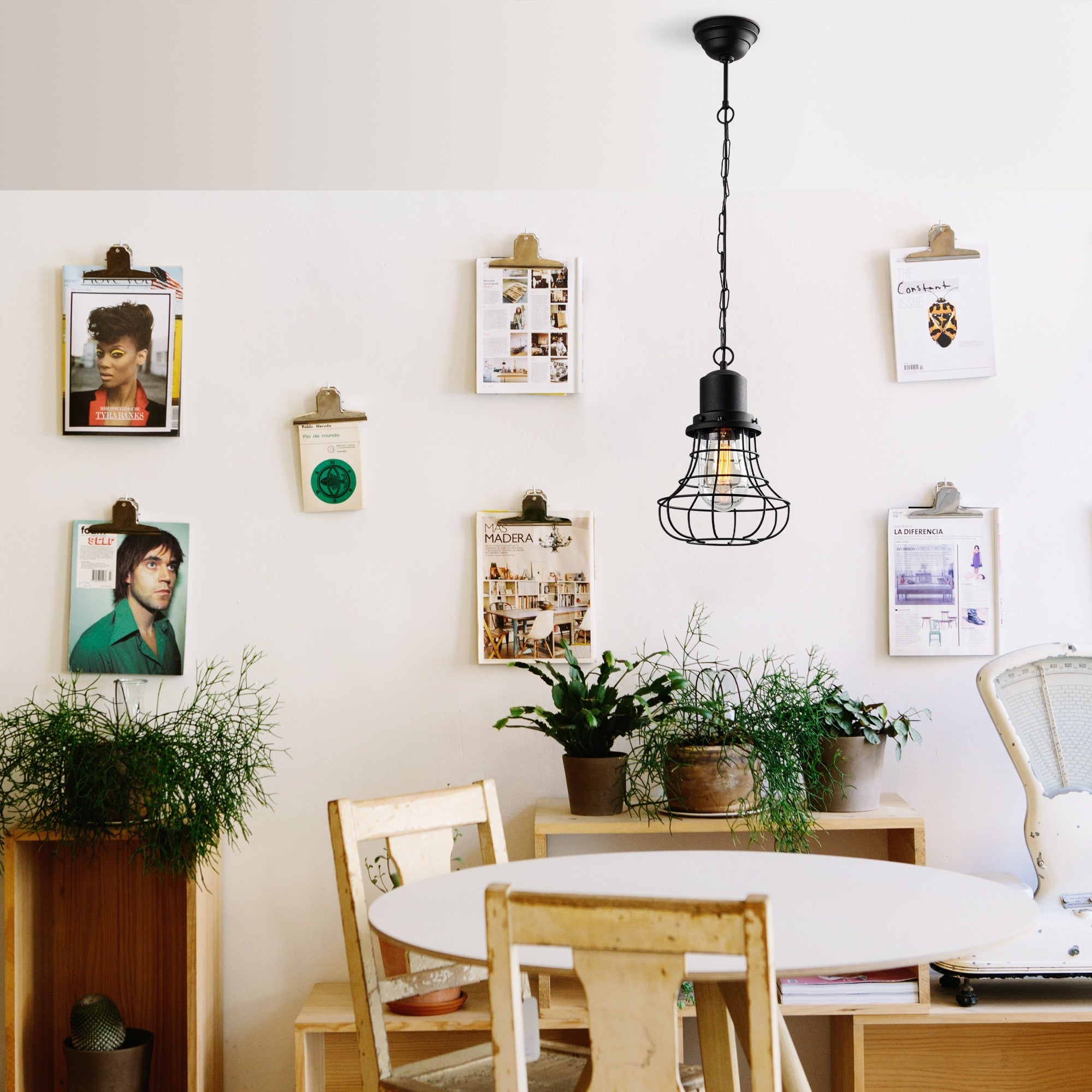 Candeeiro de Teto elegante de metal preto, 22 cm de largura x 110 cm de altura | Soquete E27, máx. 40 W, classificação IP44 | Perfeito para decoração e iluminação de casa moderna