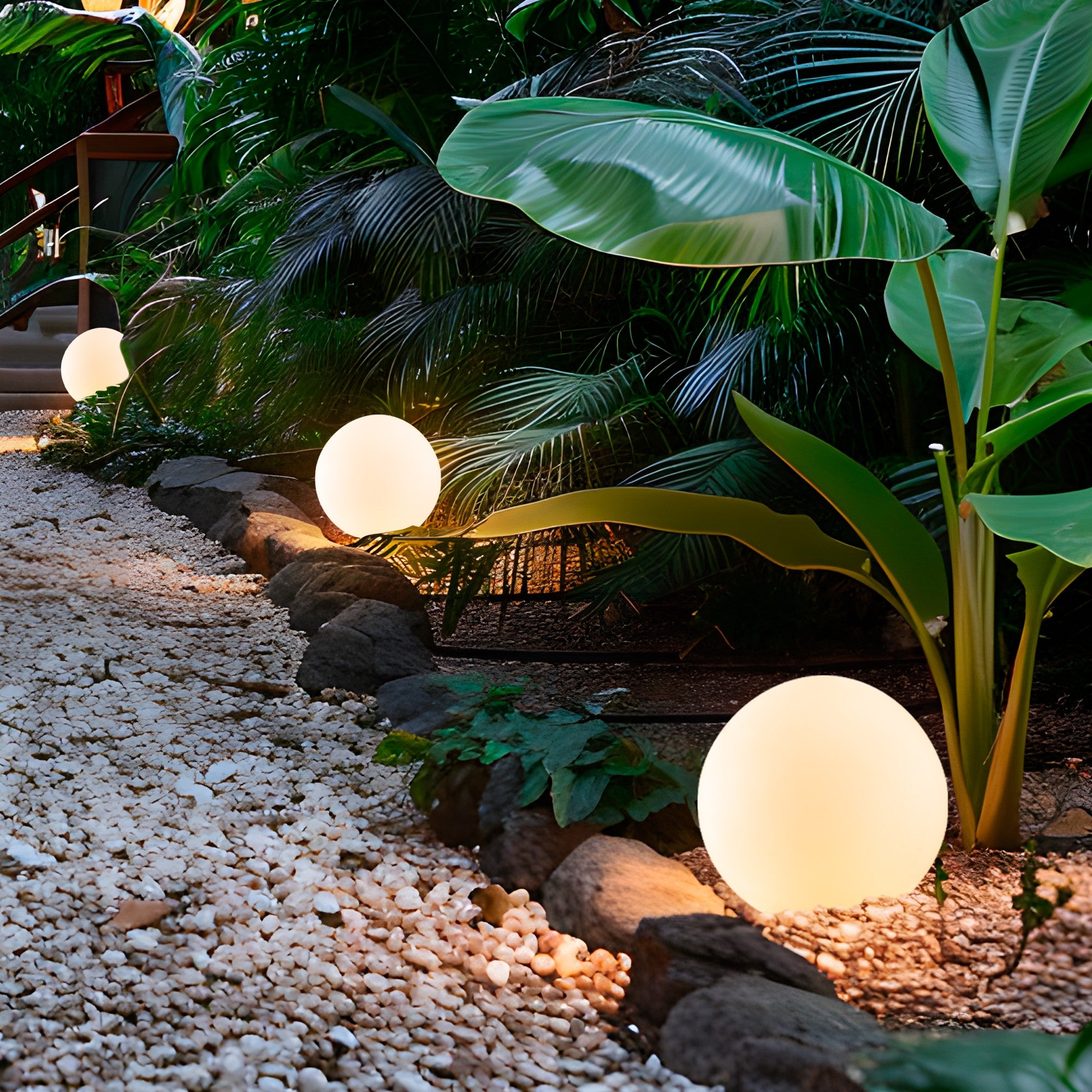 Candeeiro de Pé para Área Externa – 30 cm diâmetro x 62 cm altura – Preto e Branco – Plástico