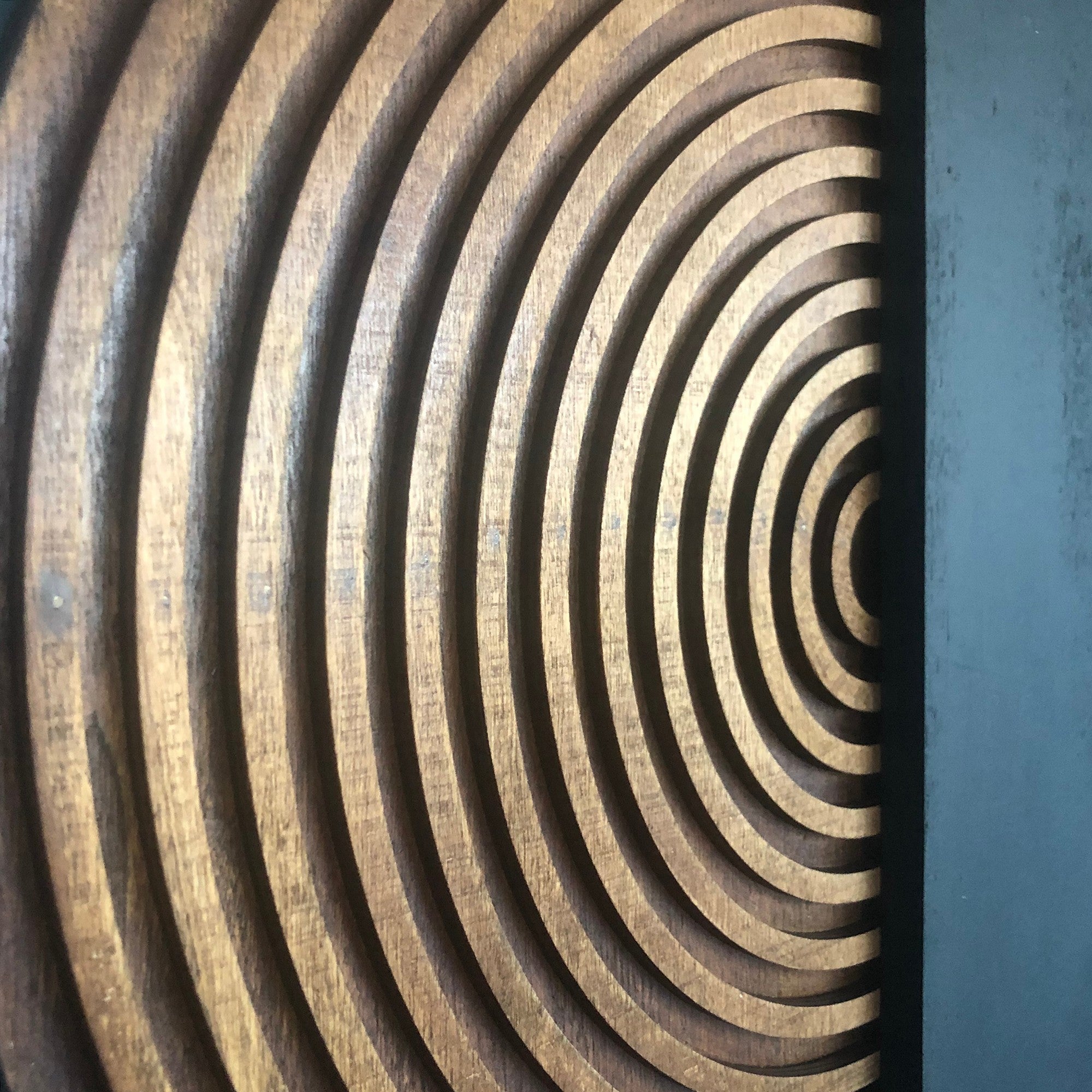 Arte Decorativa de Parede ART143 - Madeira Compensada Natural e Preta 50x50cm Pintada à Mão