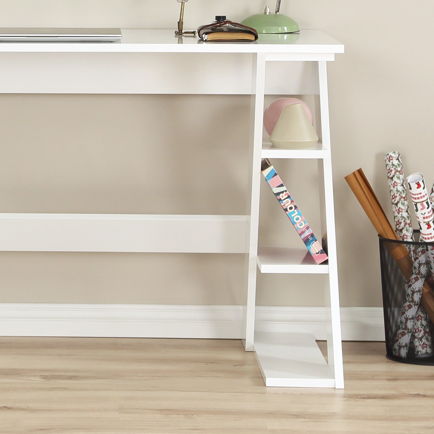 Secretária de Estudo – 140 cm x 73 cm x 60 cm – Branco – Aglomerado