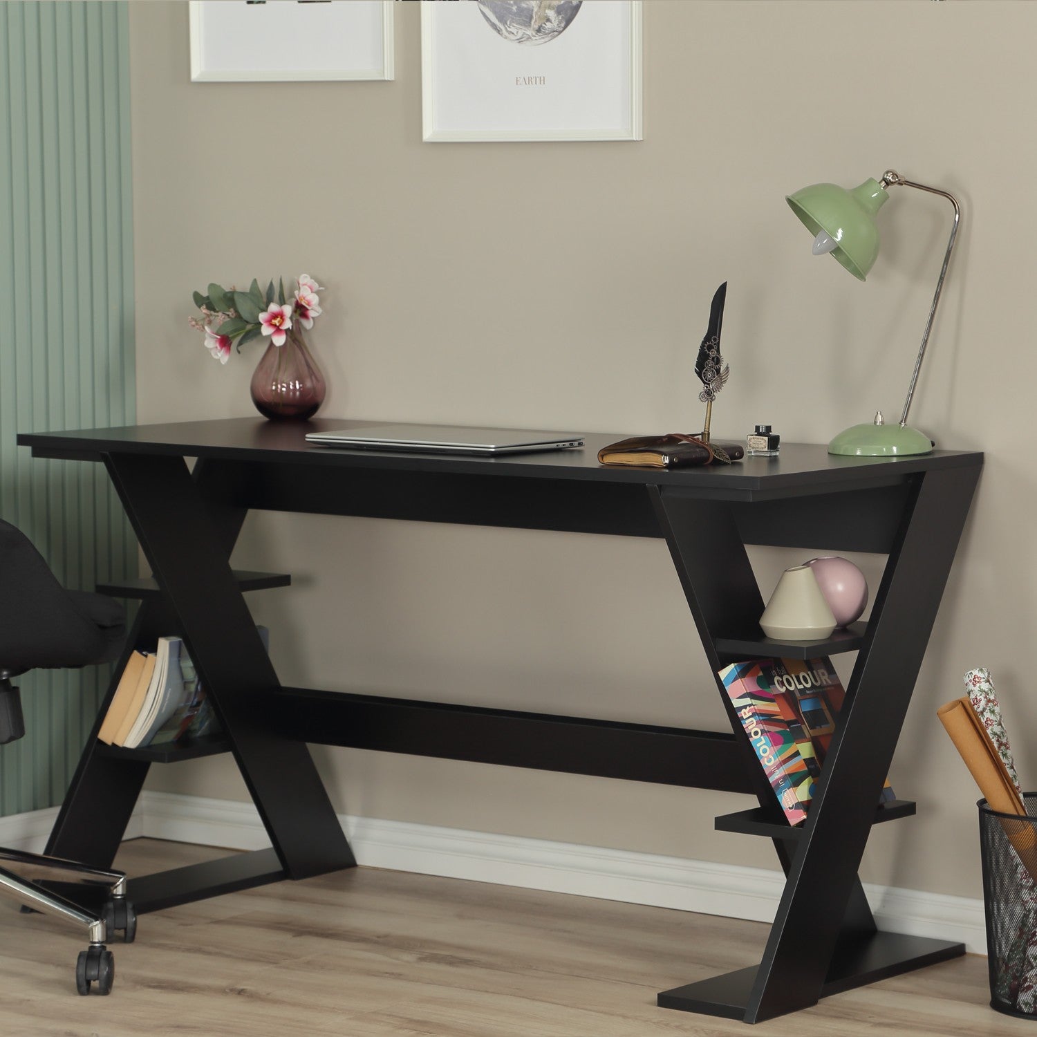 Secretária de Estudo – 140 cm x 73 cm x 60 cm – Preto – Aglomerado