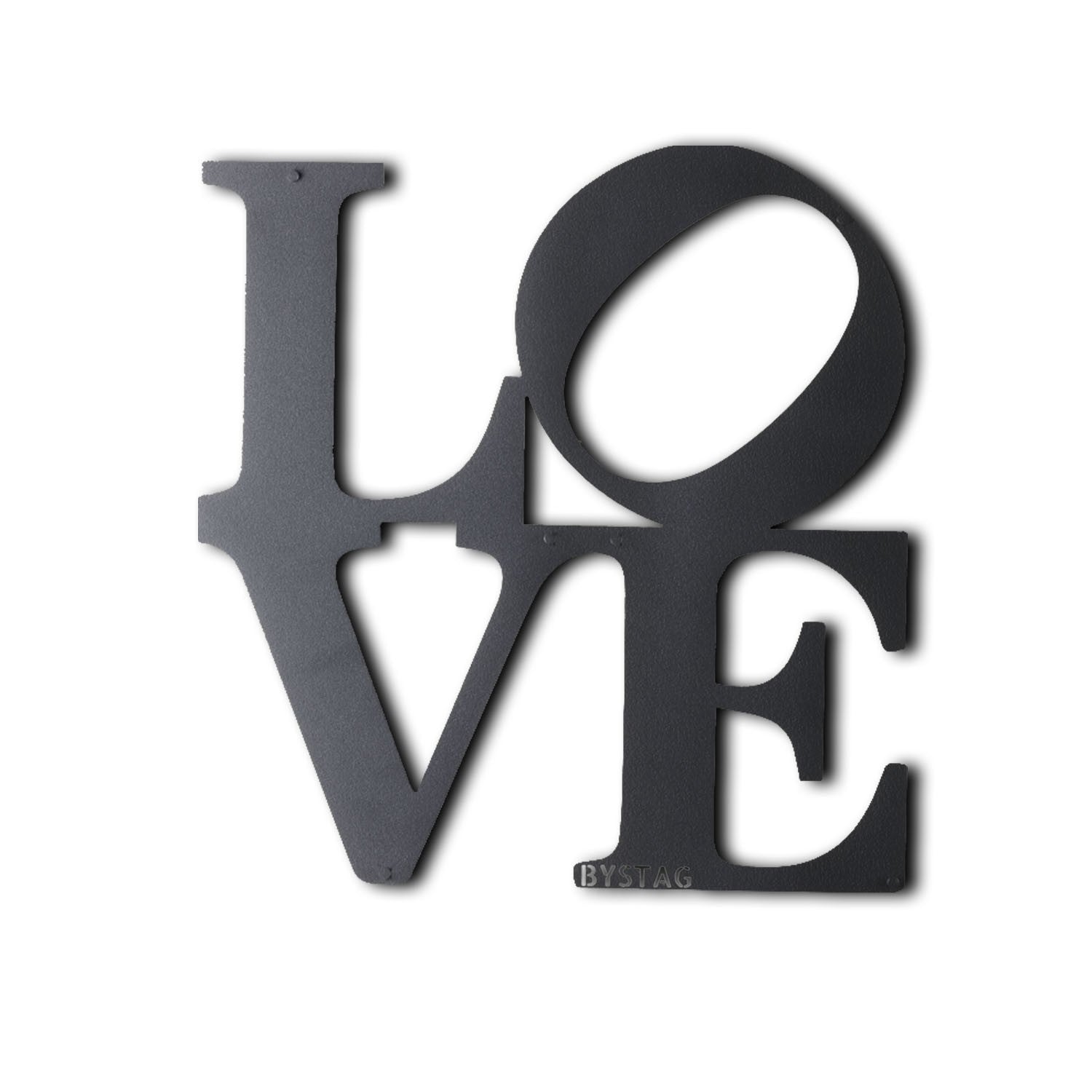 Acessório Decorativo de Parede "Love" em Metal Preto - 33x34cm