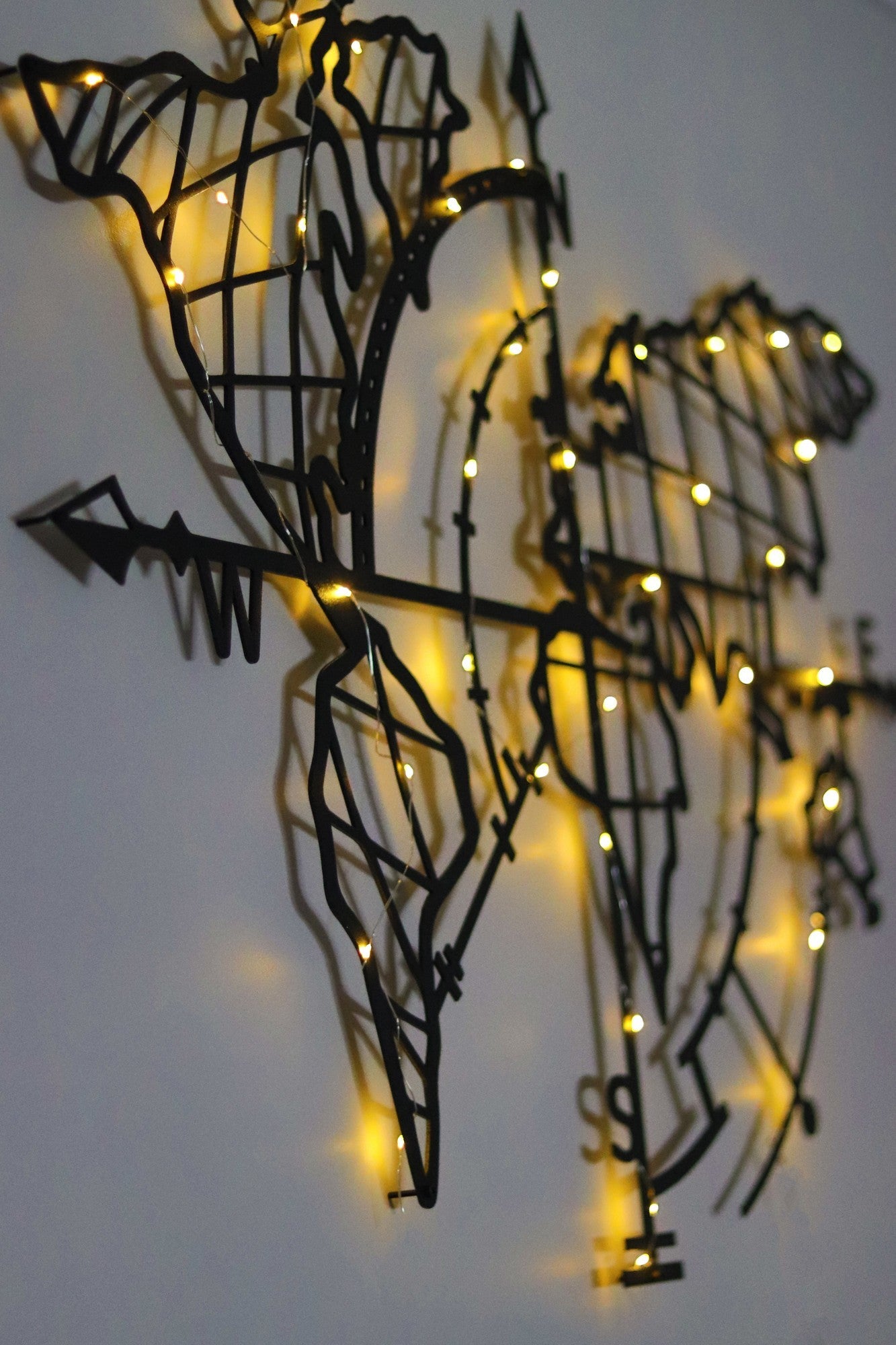 Acessório de parede decorativo de metal preto elegante, 65 x 95 cm | 100% metal, 2 mm de espessura | Fácil montagem na parede para decoração moderna de casa