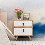 Mesa de Cabeceira Moderna com 2 Gavetas, Carvalho e Branco, 50 x 59 x 40 cm | Revestimento 100% Melamina, Puxador em Couro PU, Pernas de Madeira | Design Escandinavo Elegante