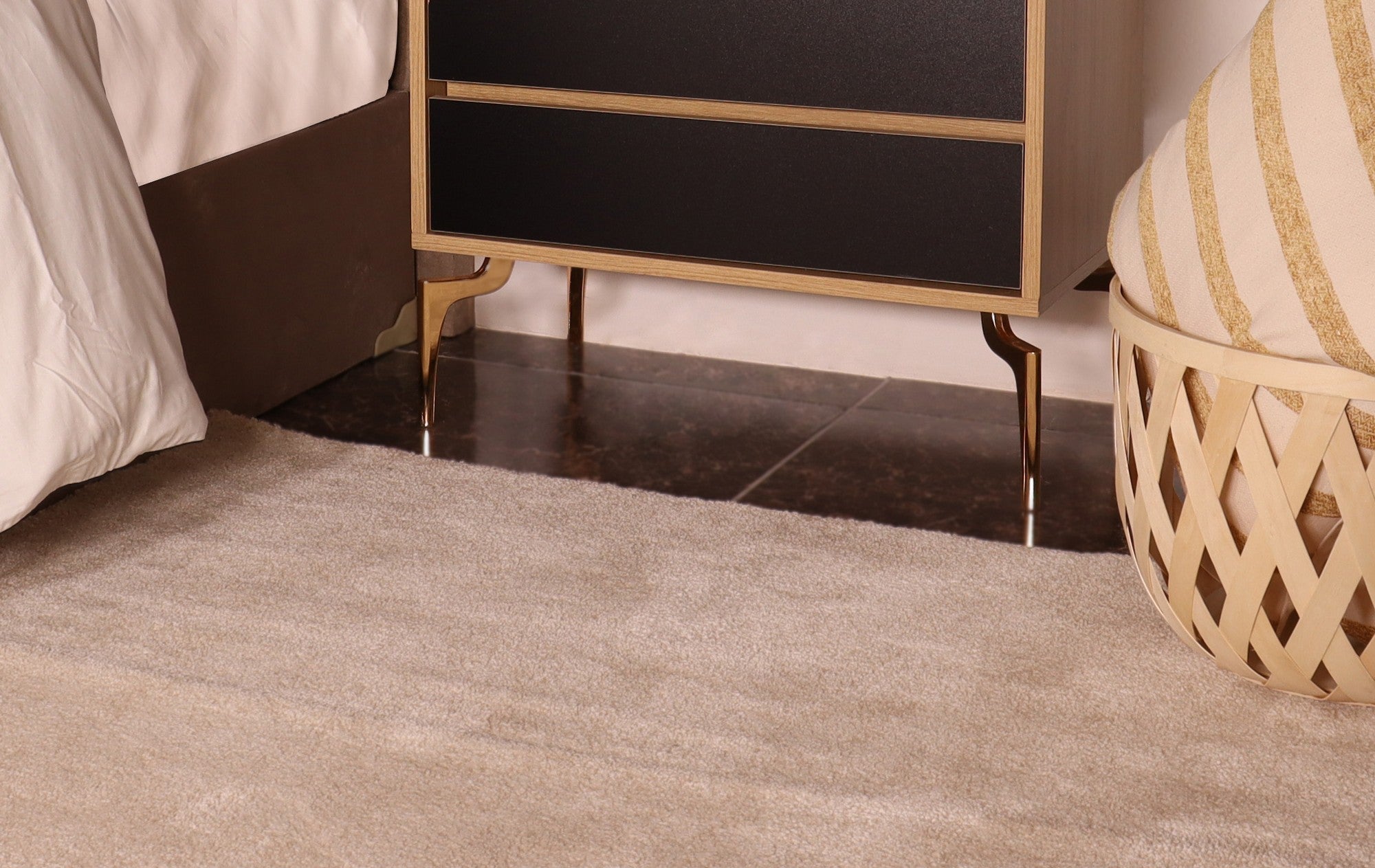Cómoda – 70 cm x 86 cm x 40 cm – Carvalho e Preto – Melamina