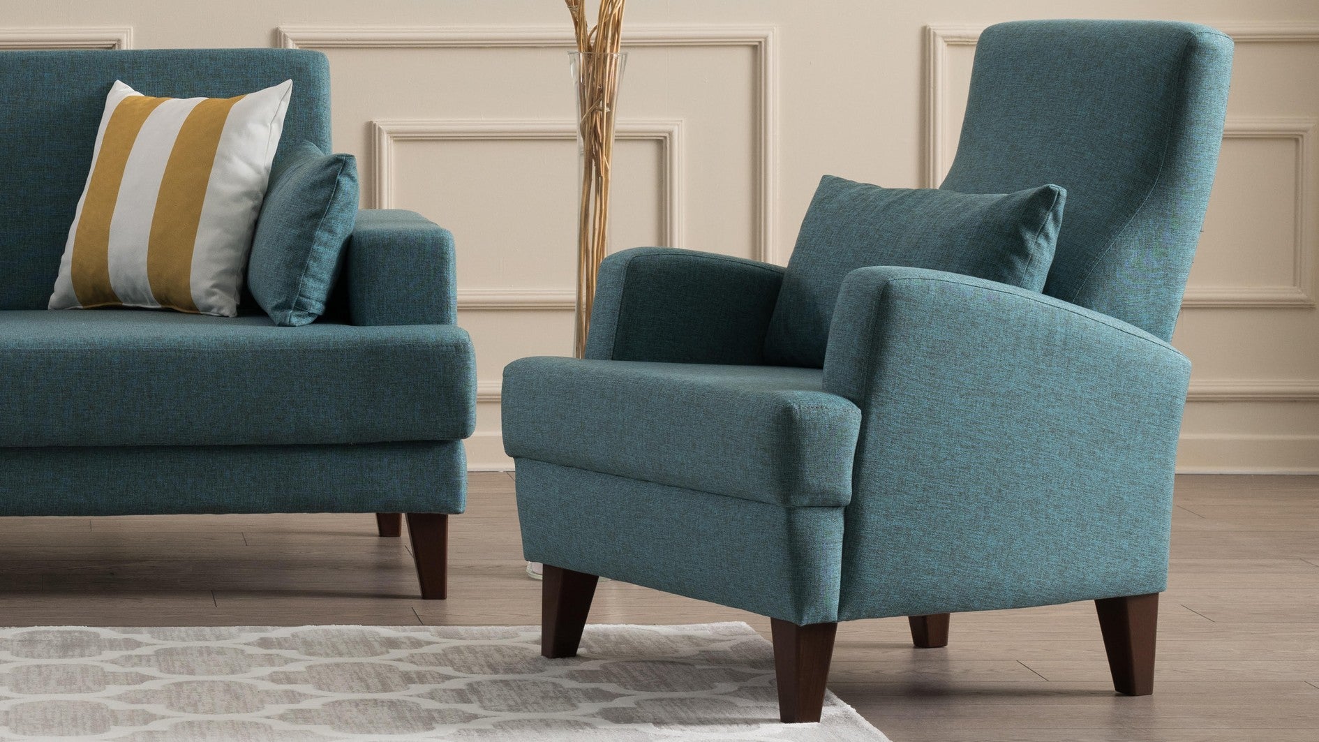 Poltrona Elegante – 76 cm L x 91 cm A x 87 cm P – Turquesa – 100% Poliéster