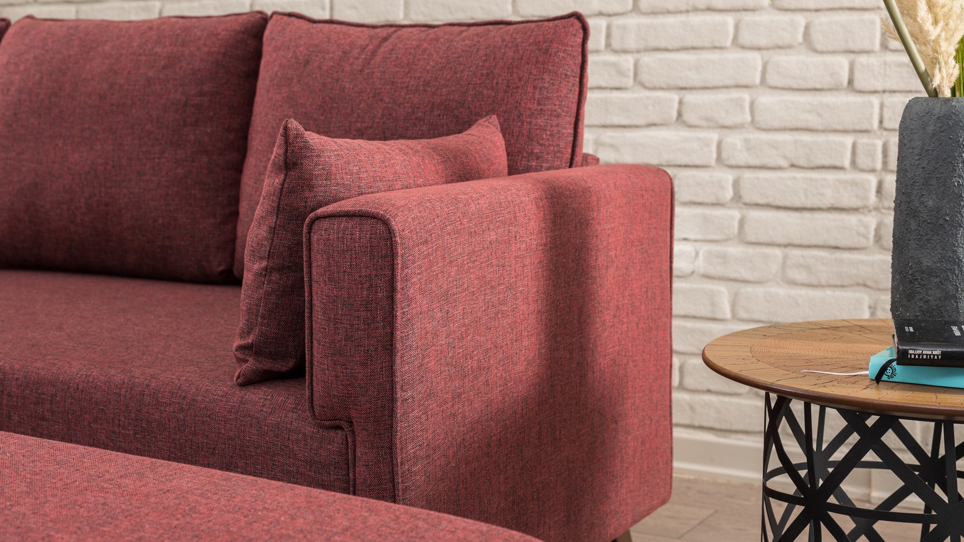 Sofá-cama de canto vermelho Claret, 205 cm | Estrutura de madeira/MDF, 100% poliéster, fácil de limpar | Tamanho da cama: 140 x 80 cm, elegante e funcional para espaços modernos