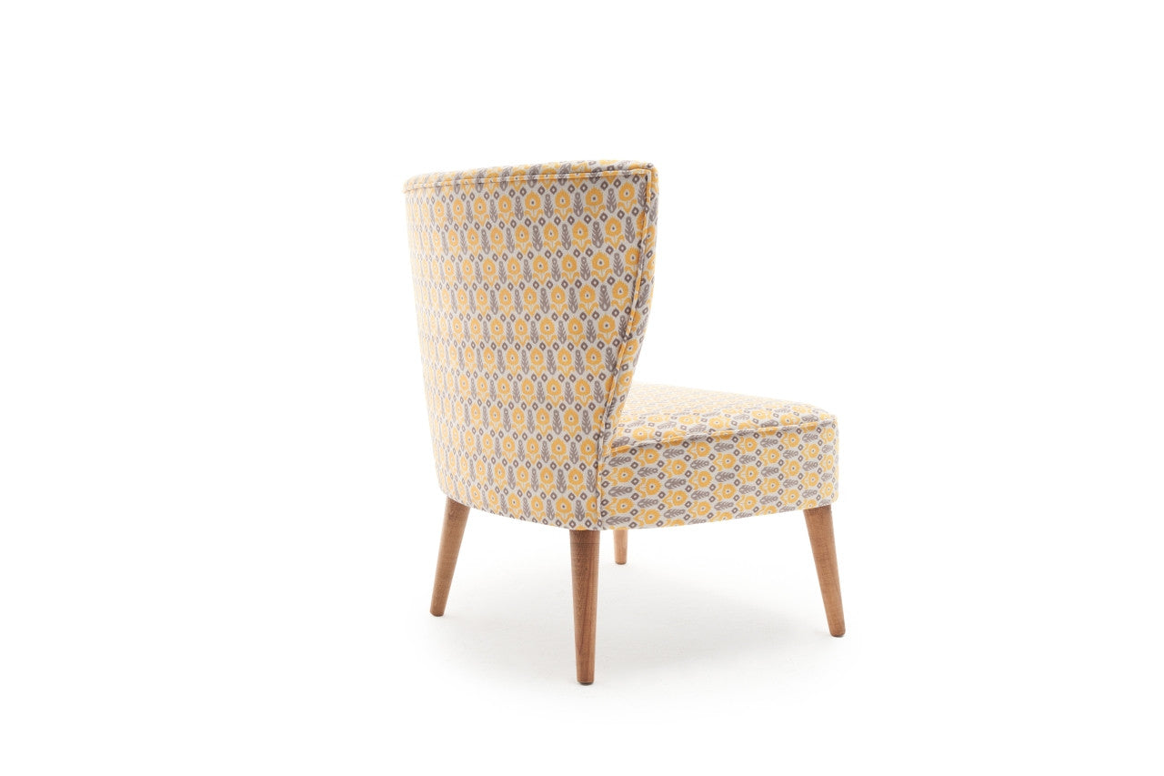 Poltrona – 65x80x65 cm – Rosa – Madeira e Poliéster