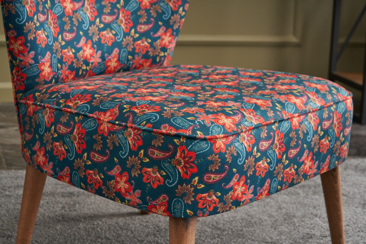 Poltrona com Asa – 65x80x65 cm – 100% Poliéster – Madeira de Carvalho