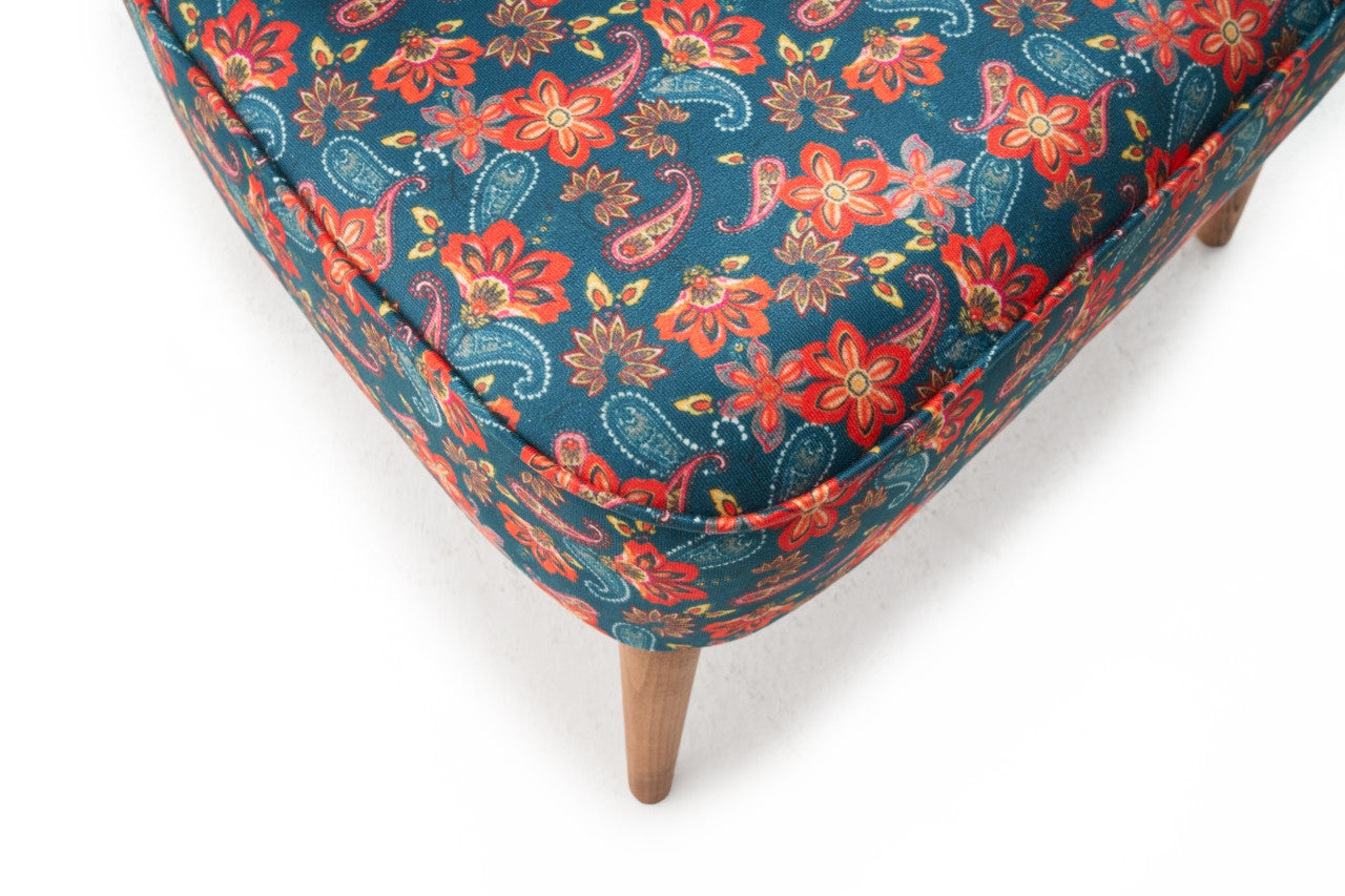 Poltrona com Asa – 65x80x65 cm – 100% Poliéster – Madeira de Carvalho