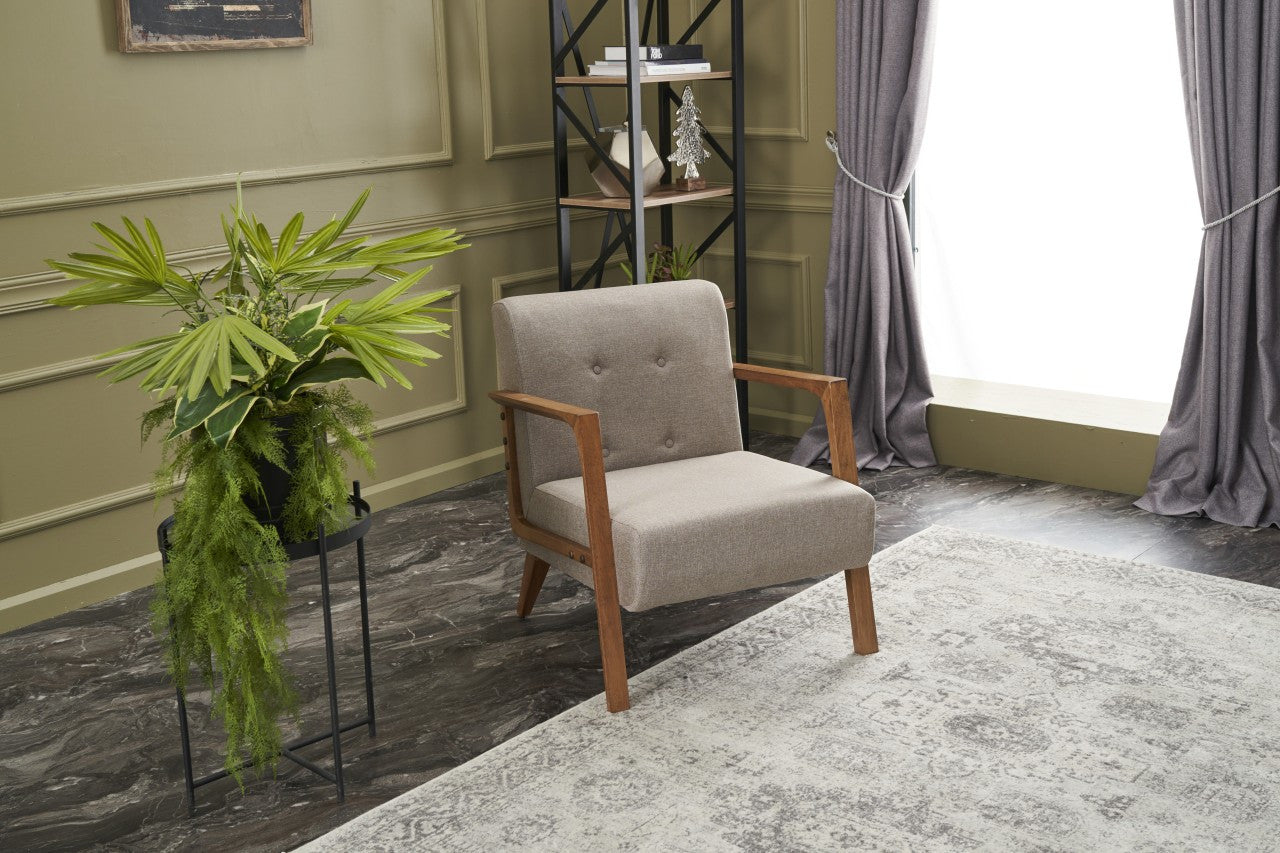 Poltrona – 69 x 80 x 83 cm – Cor Creme – Madeira de Faia