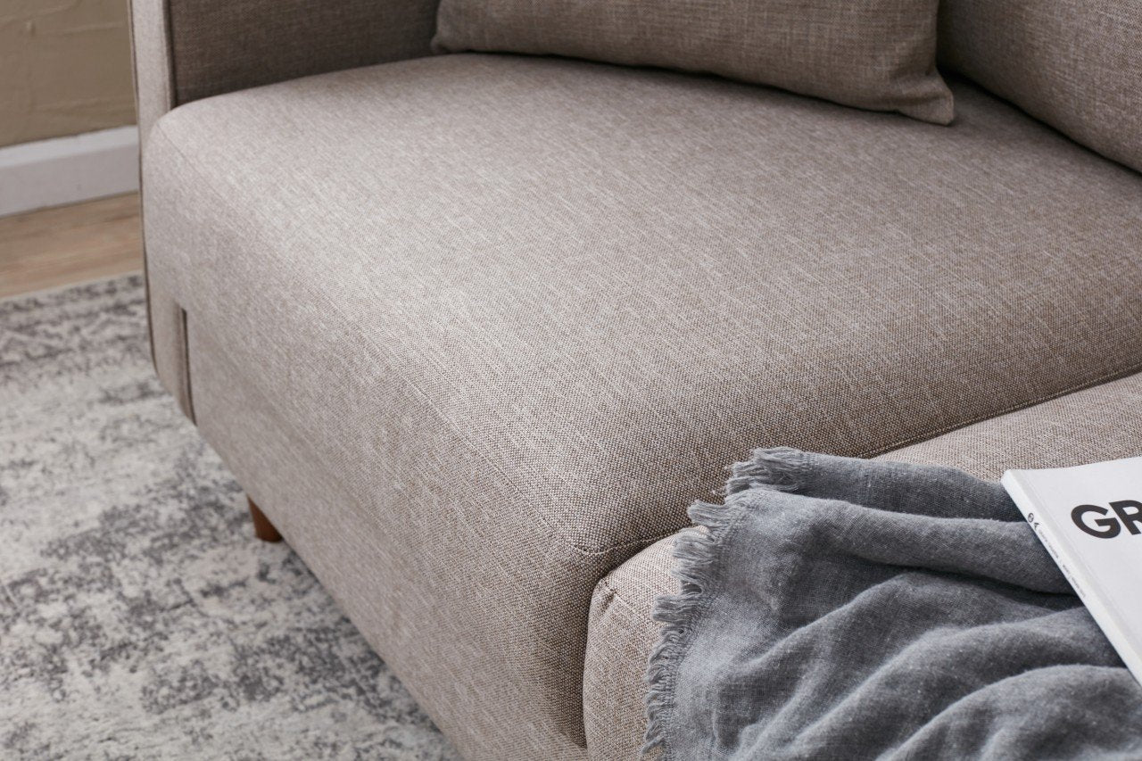 Sofá moderno de 2 lugares, cor creme, 155 x 82 x 90 cm | Estrutura de FIR, 100% poliéster, tecido de fácil limpeza, espuma 28 DNS | Design escandinavo elegante para residências e hotéis