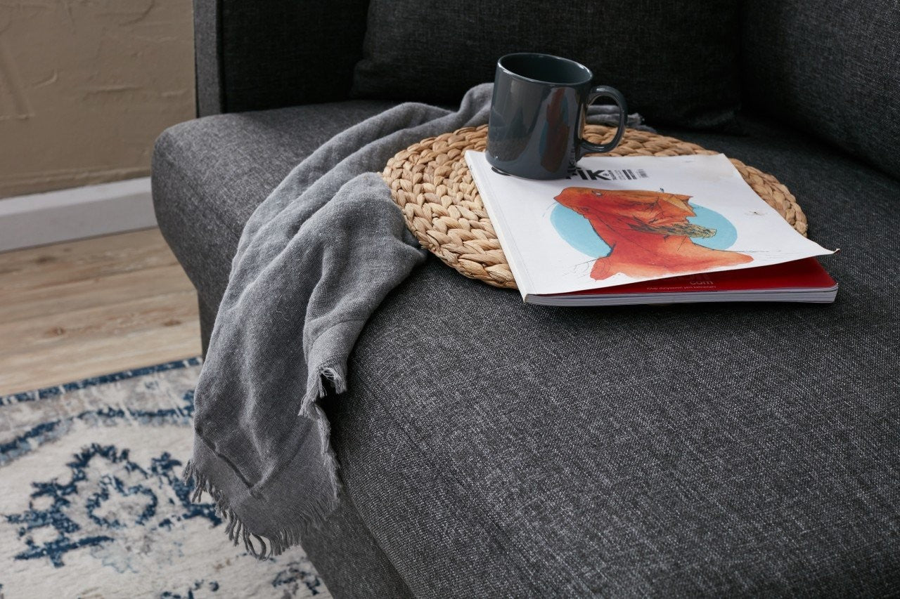 Sofá-cama moderno de 3 lugares, antracite, 210 x 90 x 82 cm | 100% poliéster, fácil de limpar, espuma 28 DNS | Perfeito para salas de estar e quartos de hóspedes elegantes