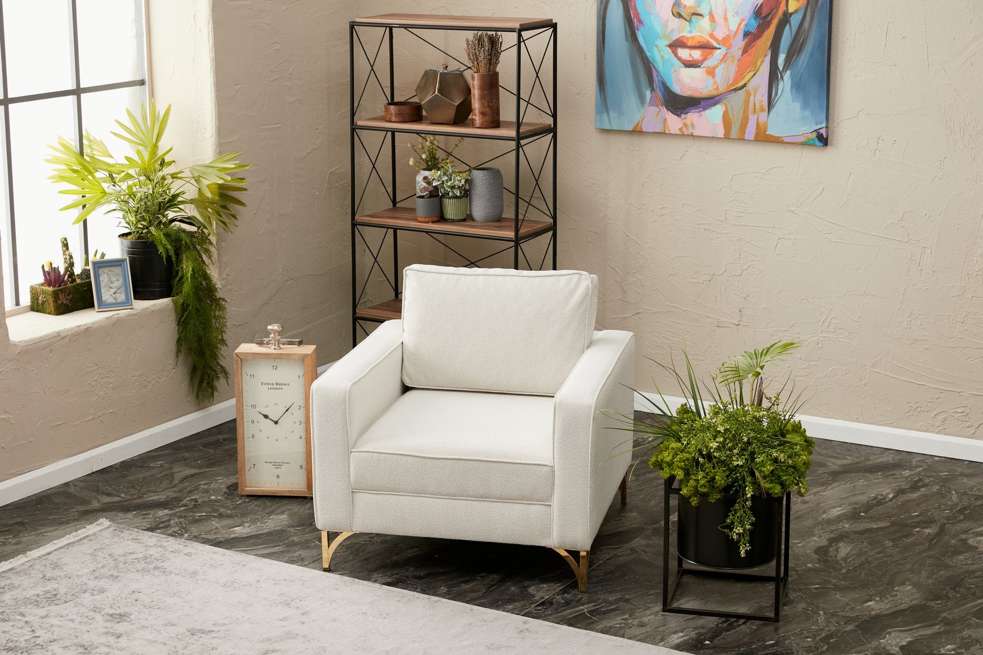 Sofá elegante de 1 lugar, creme e dourado, estrutura de madeira de faia, 100% poliéster, 90x83x91 cm | Tecido fácil de limpar, pernas de metal, design moderno e glamoroso para casa e hotel