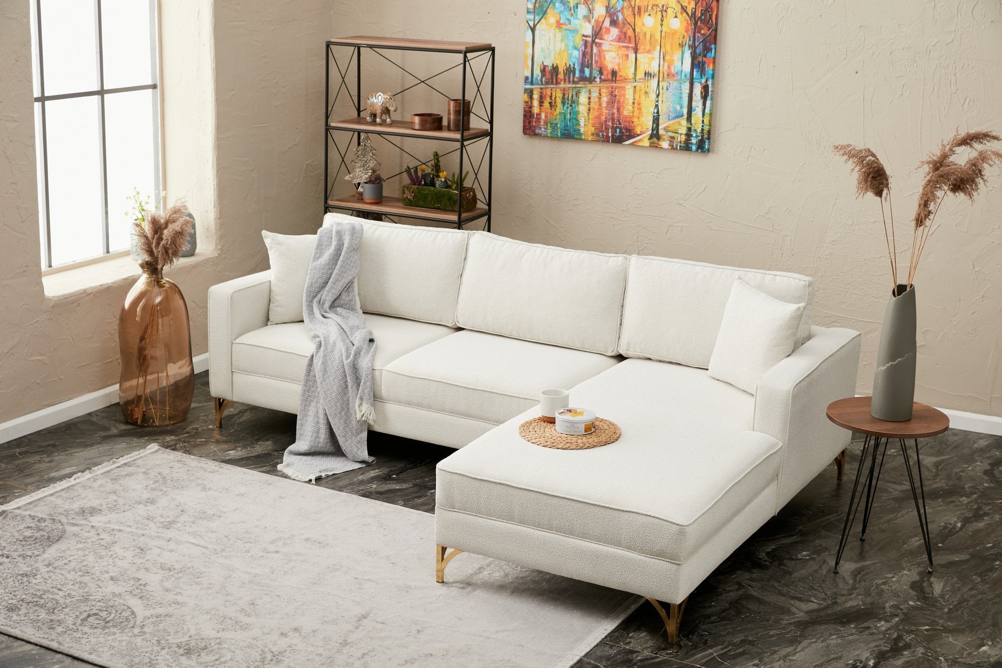 Sofá de canto elegante, creme e dourado, 258 cm | Estrutura de madeira de faia, 100% poliéster, fácil de limpar | Design moderno com pernas de metal, perfeito para espaços de convivência glamorosos